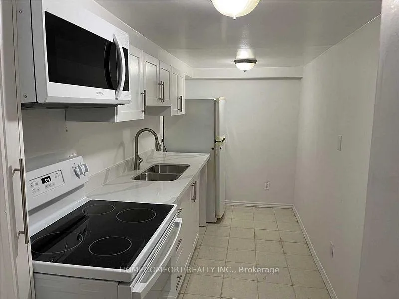 Photo 5 of 95 Ferncliffe(Basement) Crescent, Markham, Cedarwood — HOMEH