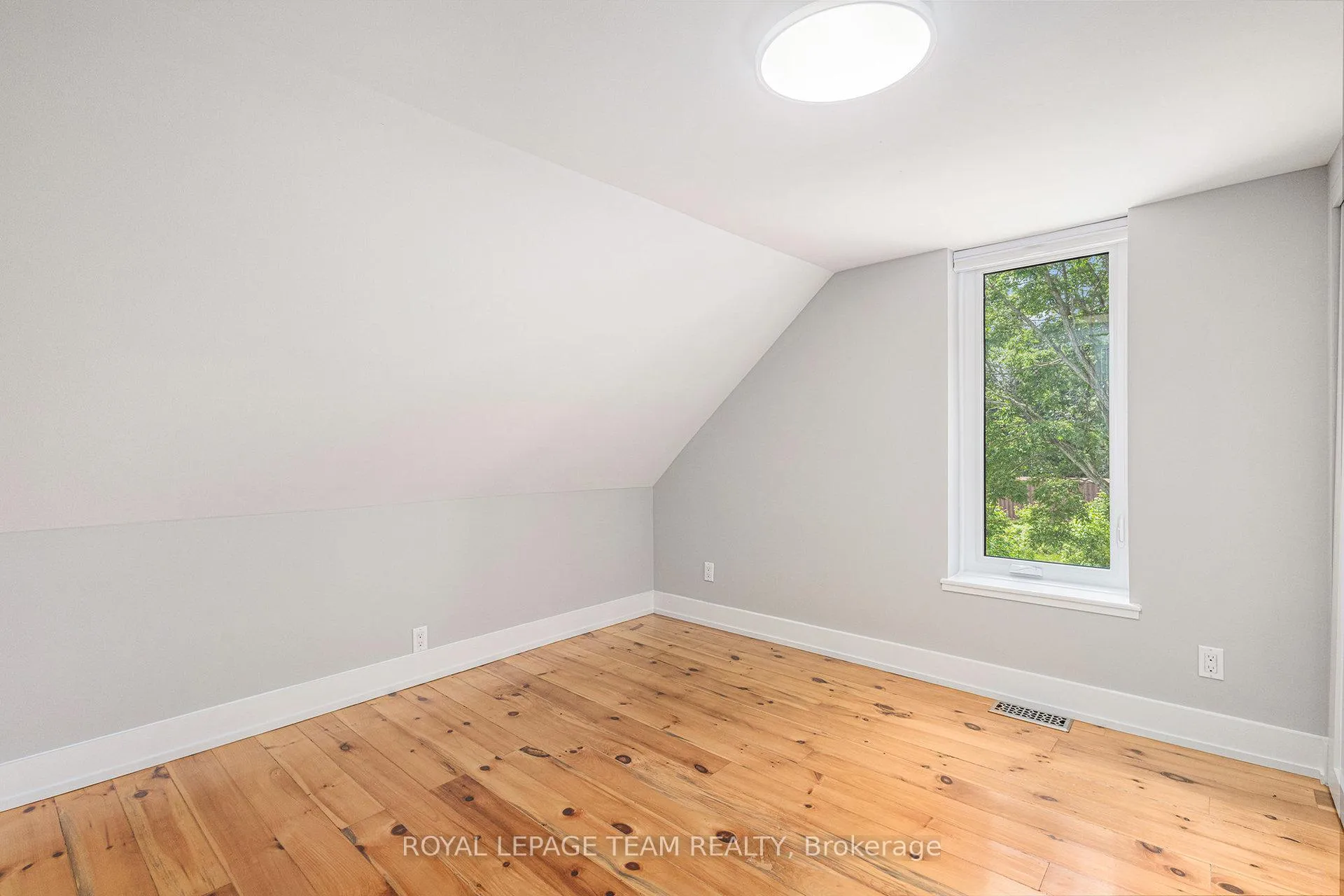 Photo 24 of 3455 Donnelly Drive, Ottawa, Rideau Twp S of Reg Rd 6 W of Mccordick Rd. — HOMEH