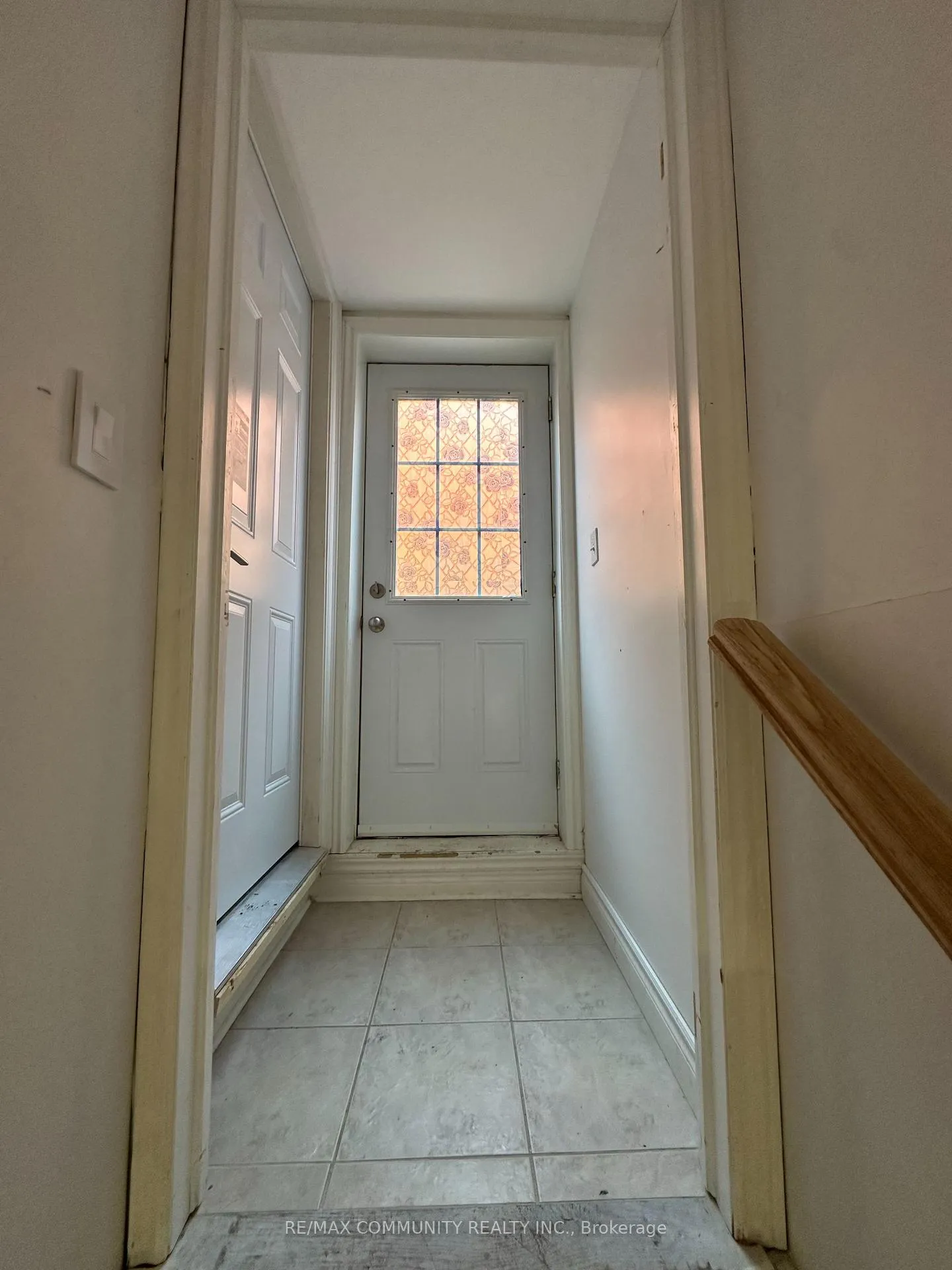 Photo 2 of Unit BASEMENT, 12 Ball Crescent, Whitby, Williamsburg — HOMEH