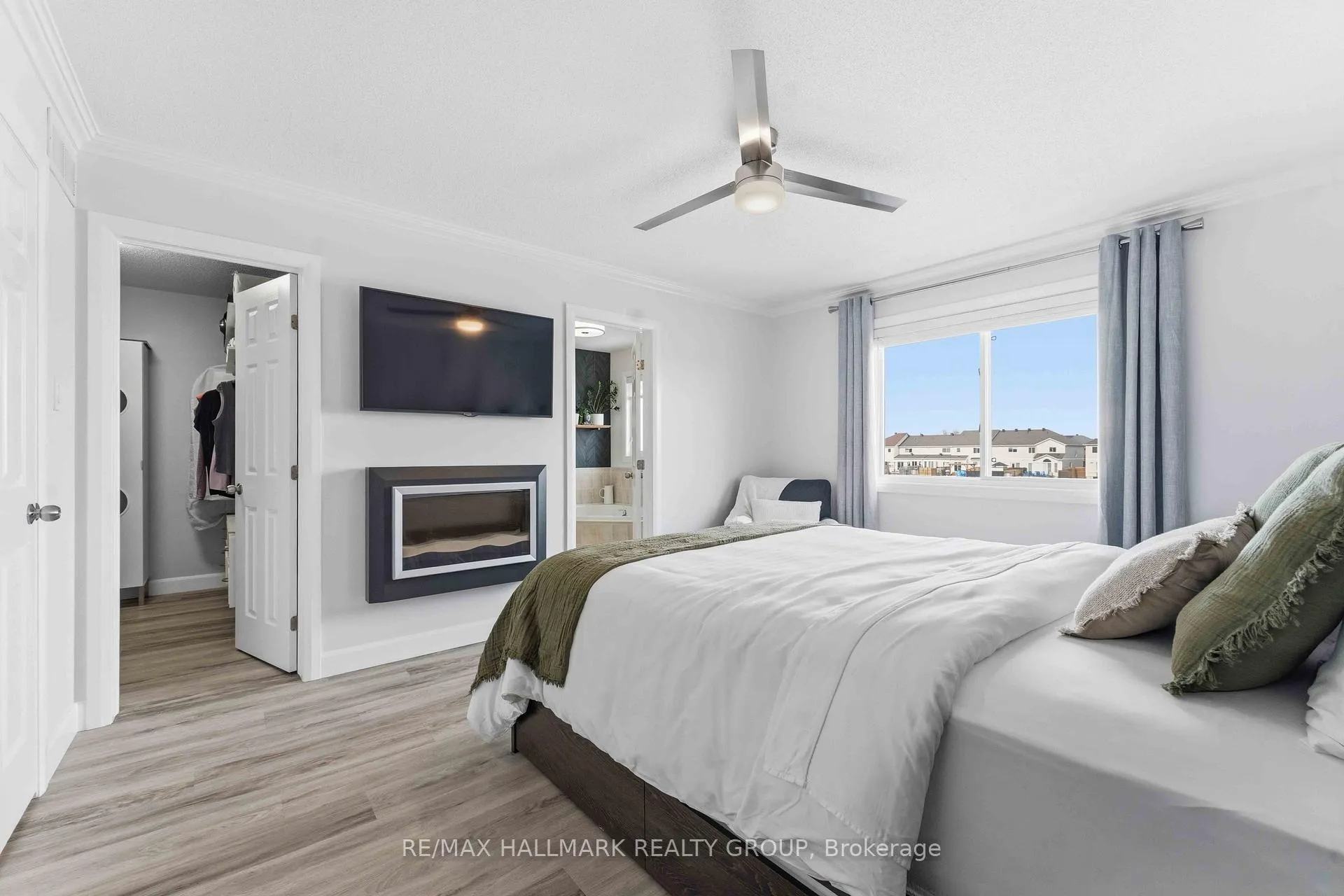 Photo 24 of 2034 Winsome Terrace, Ottawa, Fallingbrook/Gardenway South — HOMEH