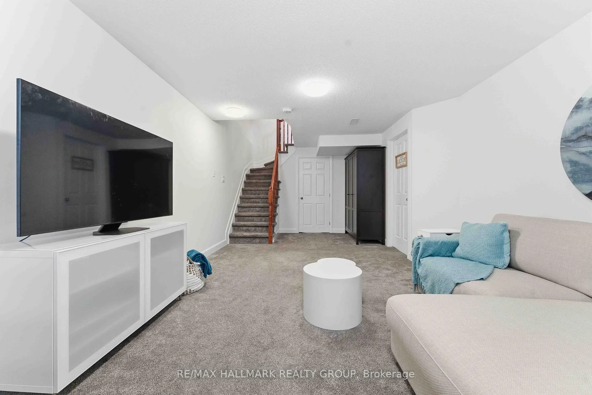 Photo 37 of 2034 Winsome Terrace, Ottawa, Fallingbrook/Gardenway South — HOMEH