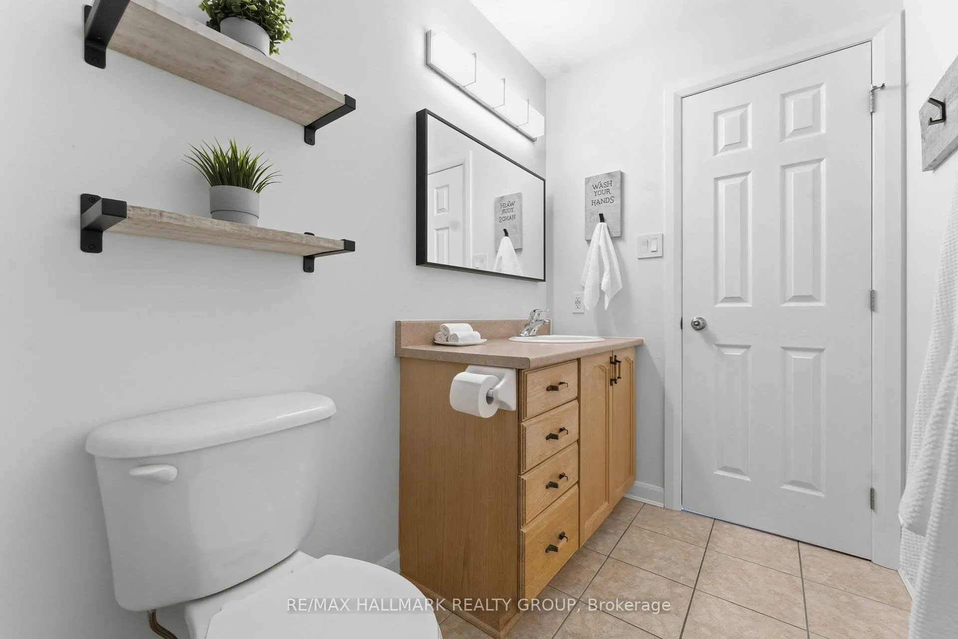 Photo 39 of 2034 Winsome Terrace, Ottawa, Fallingbrook/Gardenway South — HOMEH