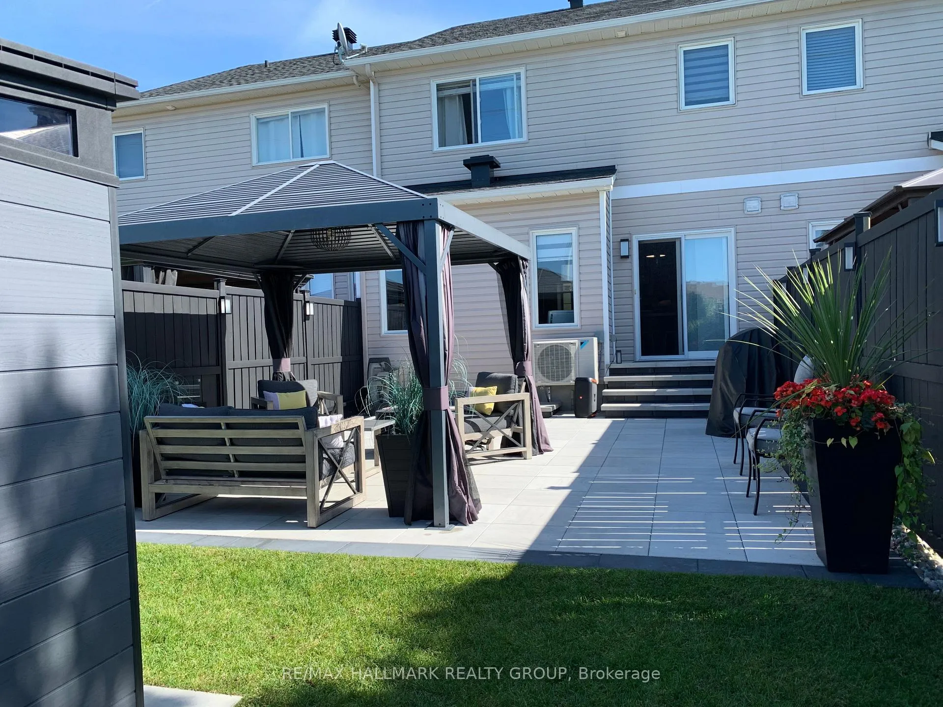 Photo 46 of 2034 Winsome Terrace, Ottawa, Fallingbrook/Gardenway South — HOMEH