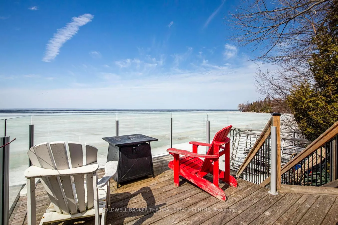 Photo 4 of 567 Lake Drive E, Georgina, Historic Lakeshore Communities — HOMEH