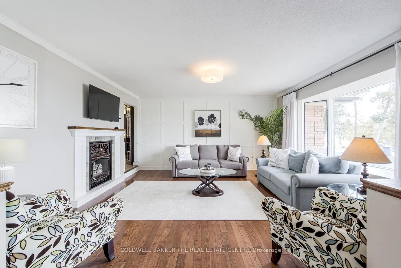 Photo 7 of 567 Lake Drive E, Georgina, Historic Lakeshore Communities — HOMEH