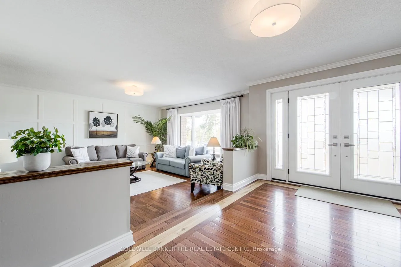 Photo 10 of 567 Lake Drive E, Georgina, Historic Lakeshore Communities — HOMEH