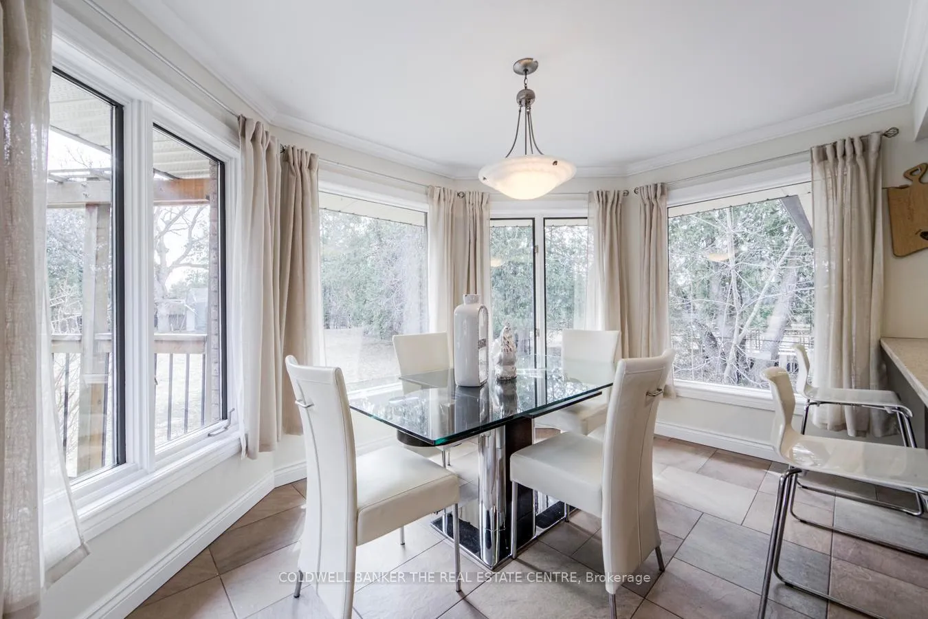 Photo 18 of 567 Lake Drive E, Georgina, Historic Lakeshore Communities — HOMEH