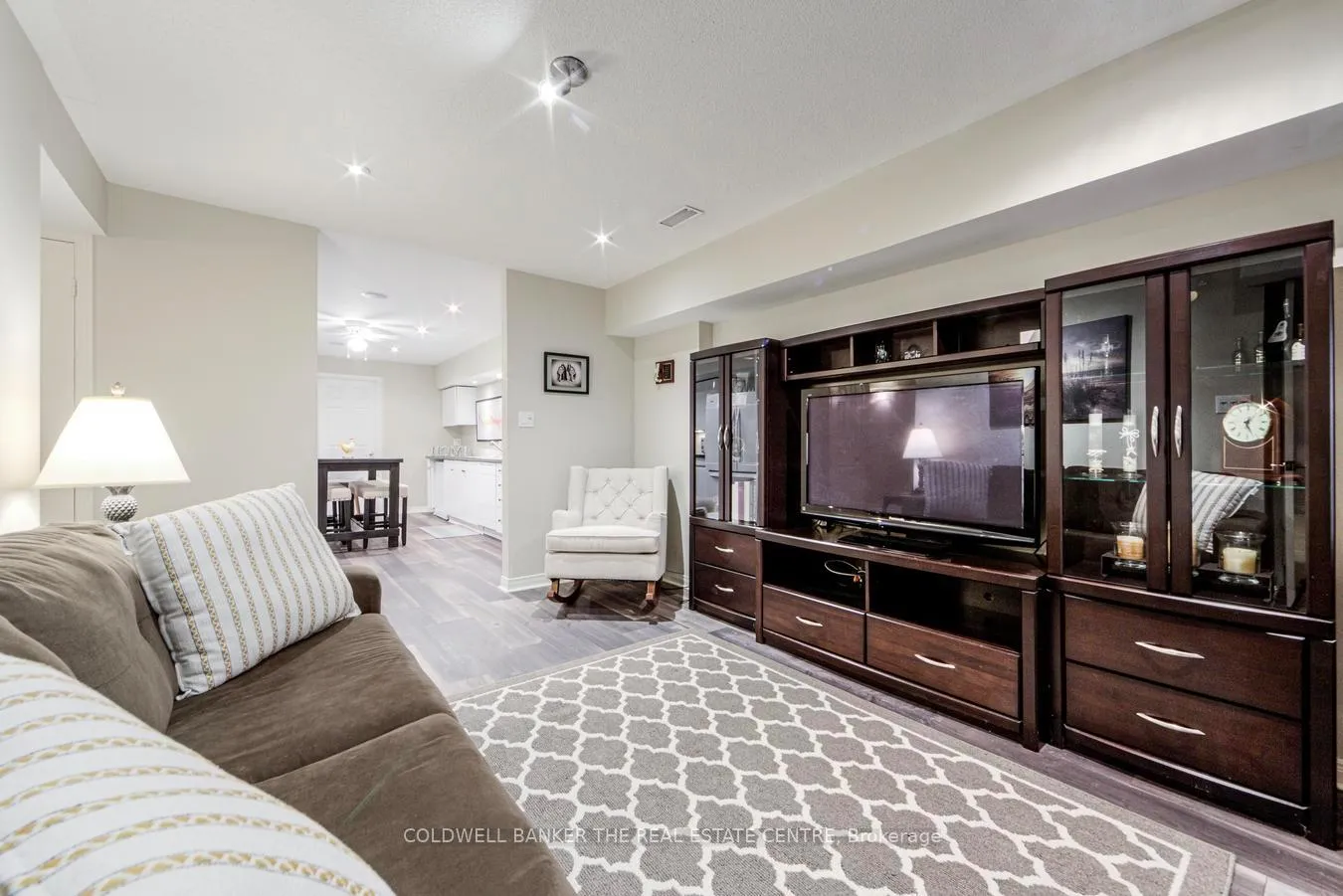 Photo 33 of 567 Lake Drive E, Georgina, Historic Lakeshore Communities — HOMEH