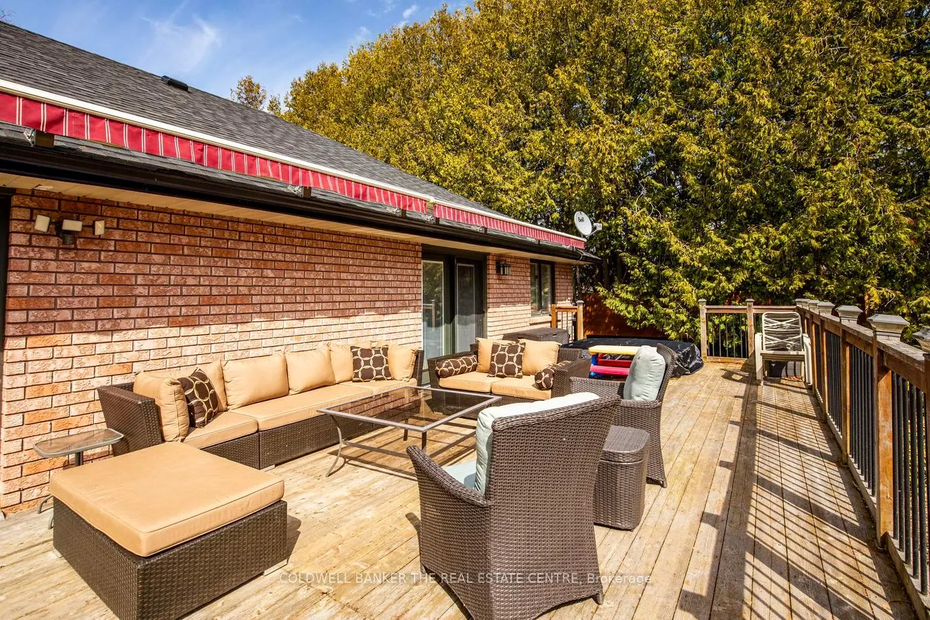Photo 40 of 567 Lake Drive E, Georgina, Historic Lakeshore Communities — HOMEH