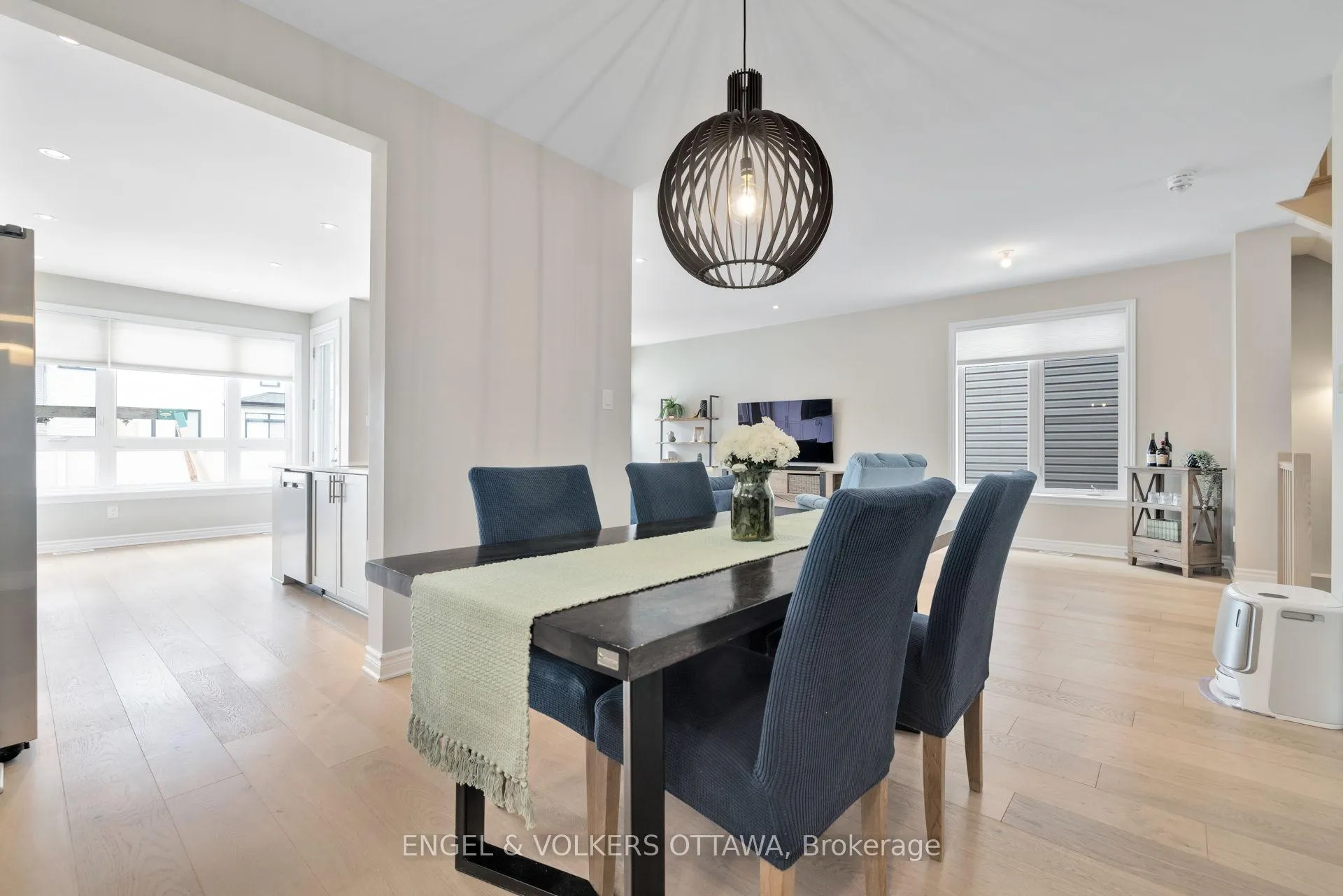 Photo 10 of 176 Balikun Heights, Ottawa, Kanata - Emerald Meadows/Trailwest — HOMEH