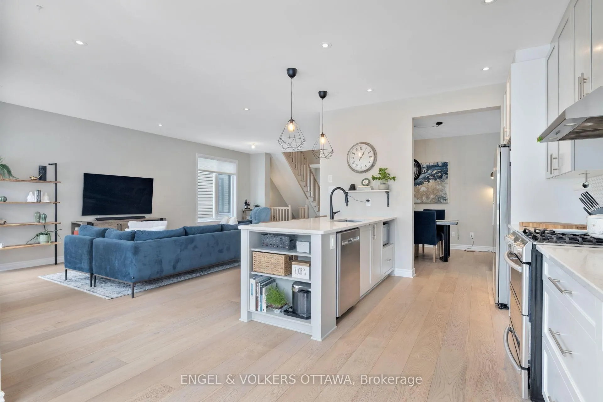 Photo 28 of 176 Balikun Heights, Ottawa, Kanata - Emerald Meadows/Trailwest — HOMEH