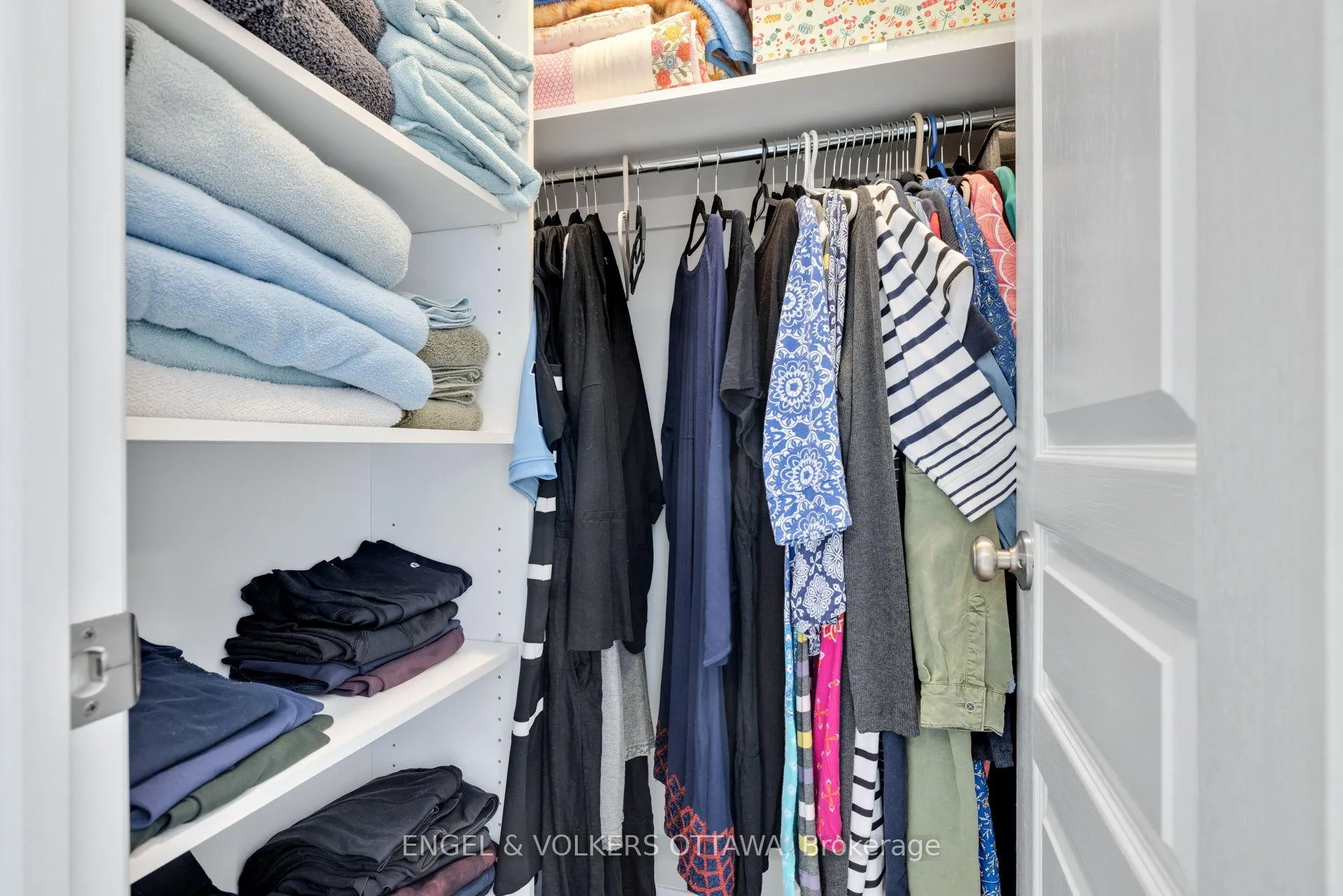 Photo 38 of 176 Balikun Heights, Ottawa, Kanata - Emerald Meadows/Trailwest — HOMEH