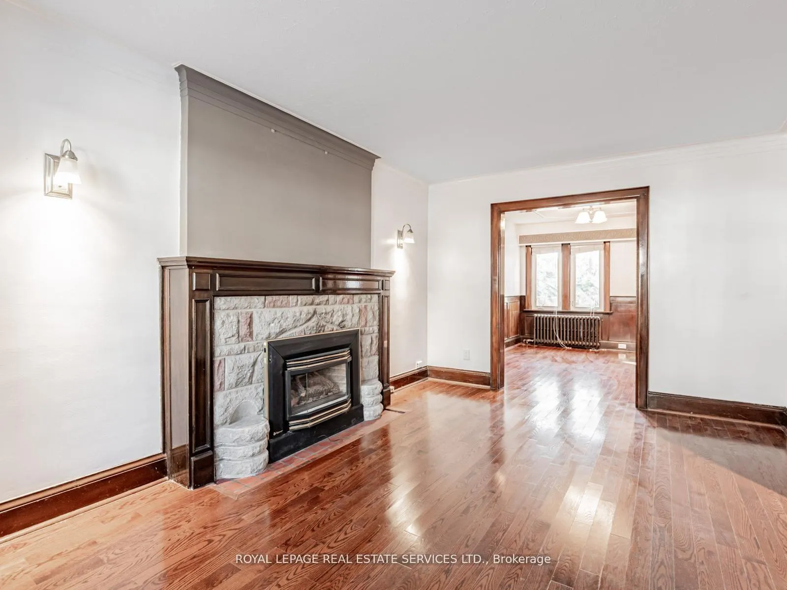 Photo 11 of 7 Duplex Crescent, Toronto, Yonge-Eglinton — HOMEH