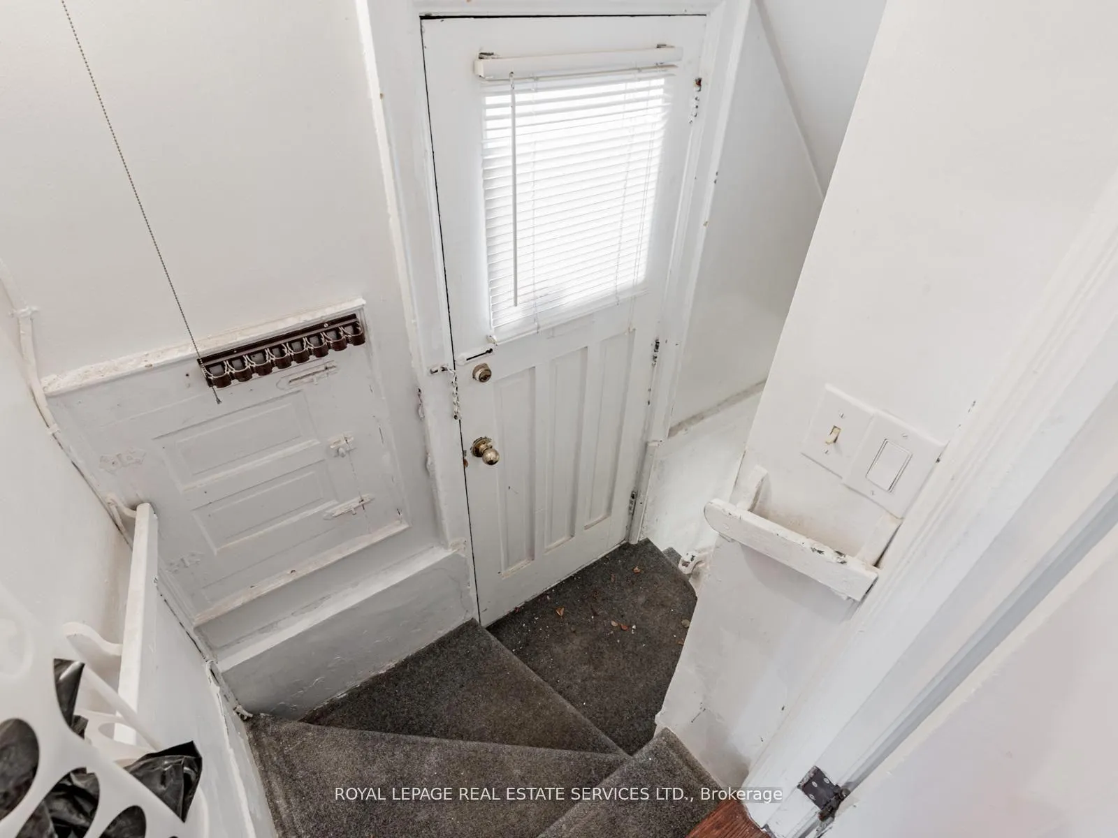 Photo 29 of 7 Duplex Crescent, Toronto, Yonge-Eglinton — HOMEH