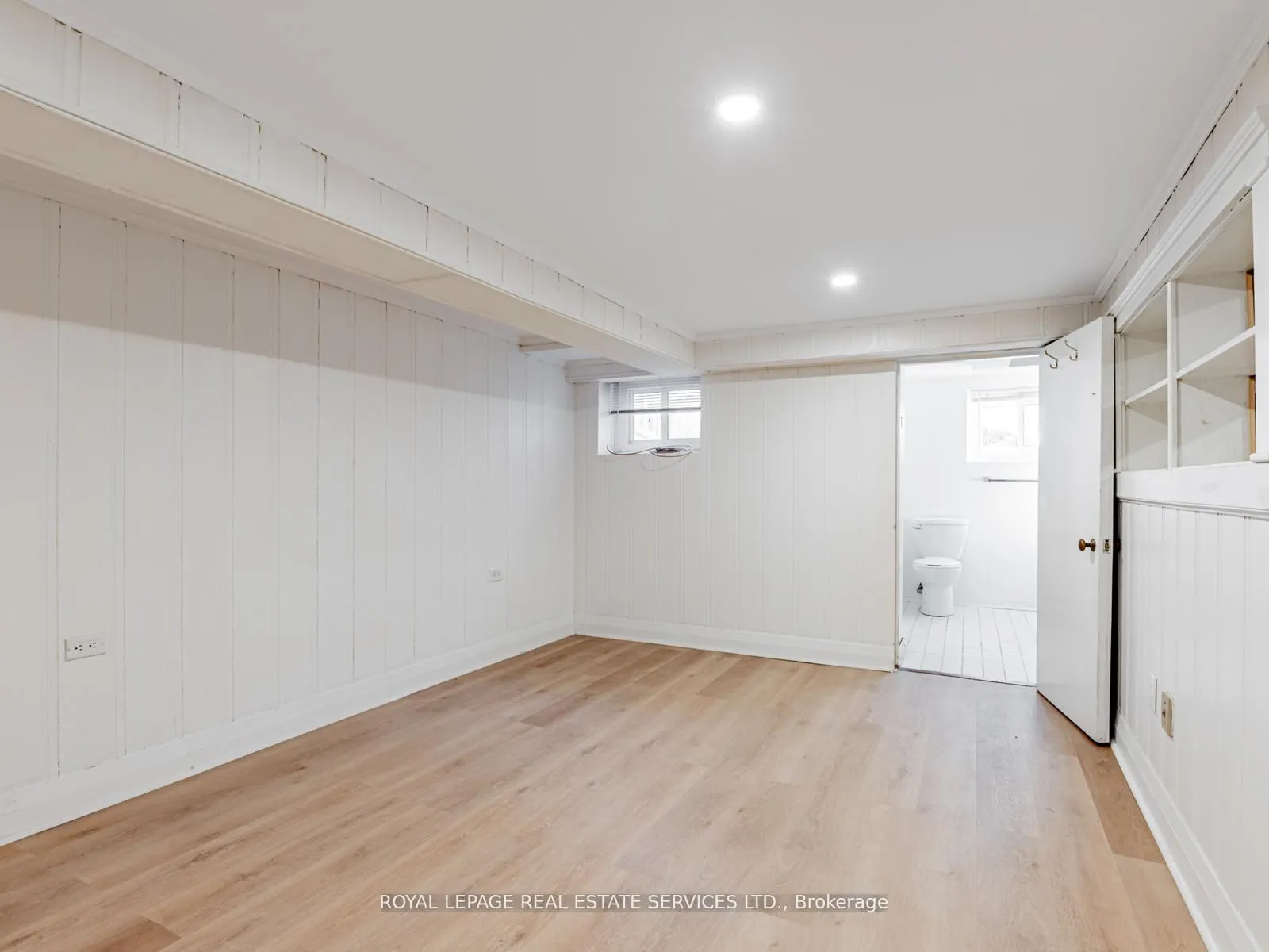 Photo 30 of 7 Duplex Crescent, Toronto, Yonge-Eglinton — HOMEH