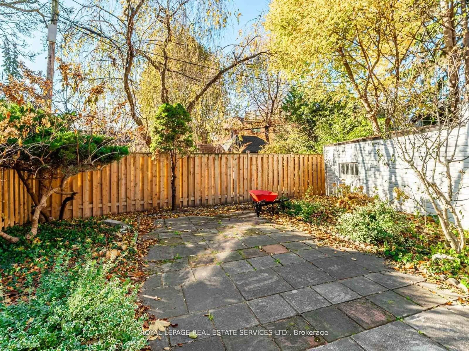 Photo 36 of 7 Duplex Crescent, Toronto, Yonge-Eglinton — HOMEH