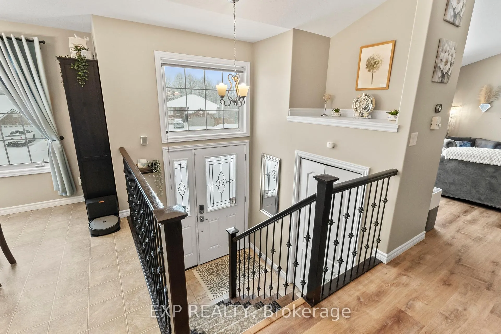 Photo 4 of 31 Kyle Court, Quinte West, Frankford Ward — HOMEH