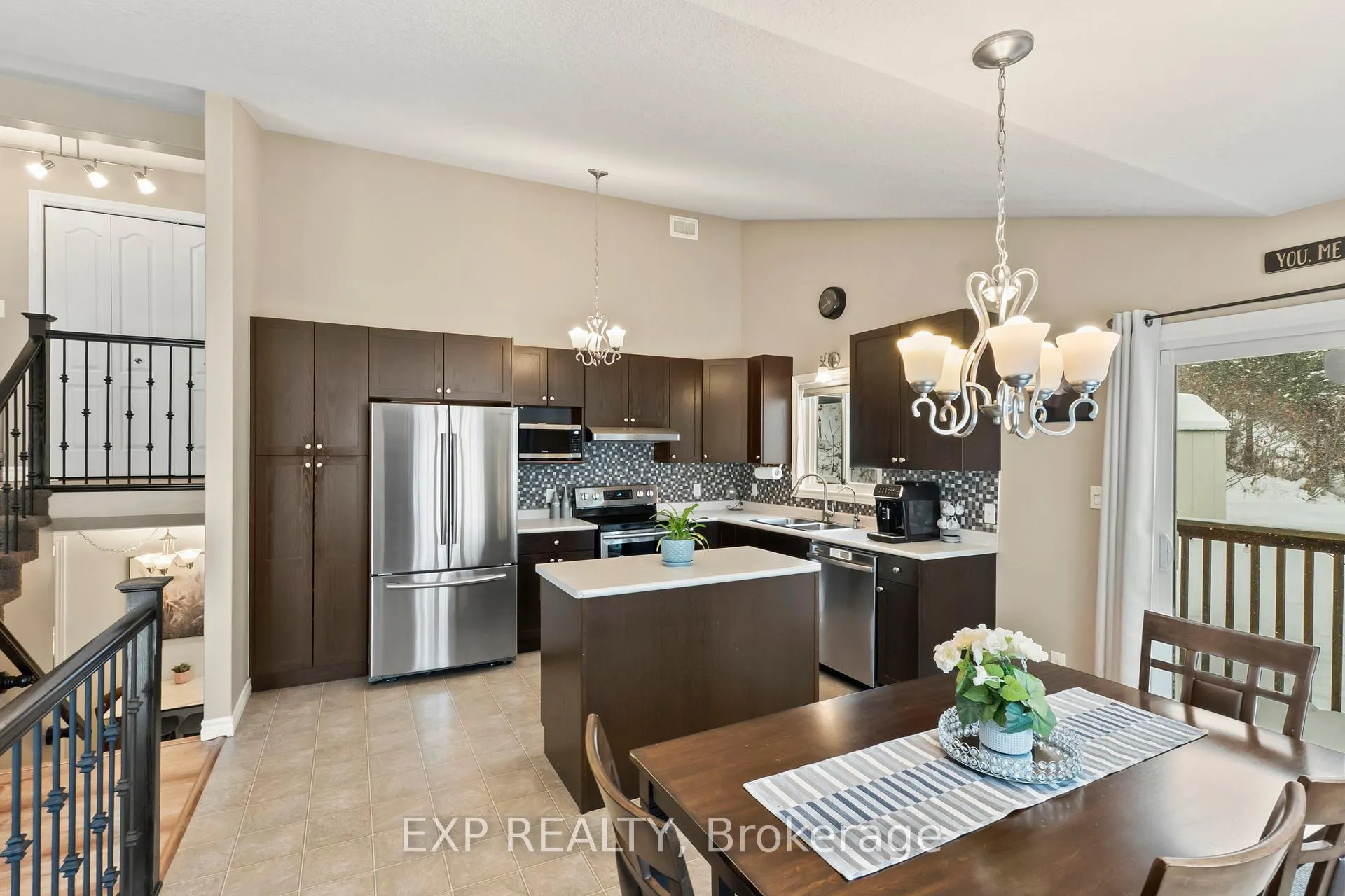 Photo 5 of 31 Kyle Court, Quinte West, Frankford Ward — HOMEH