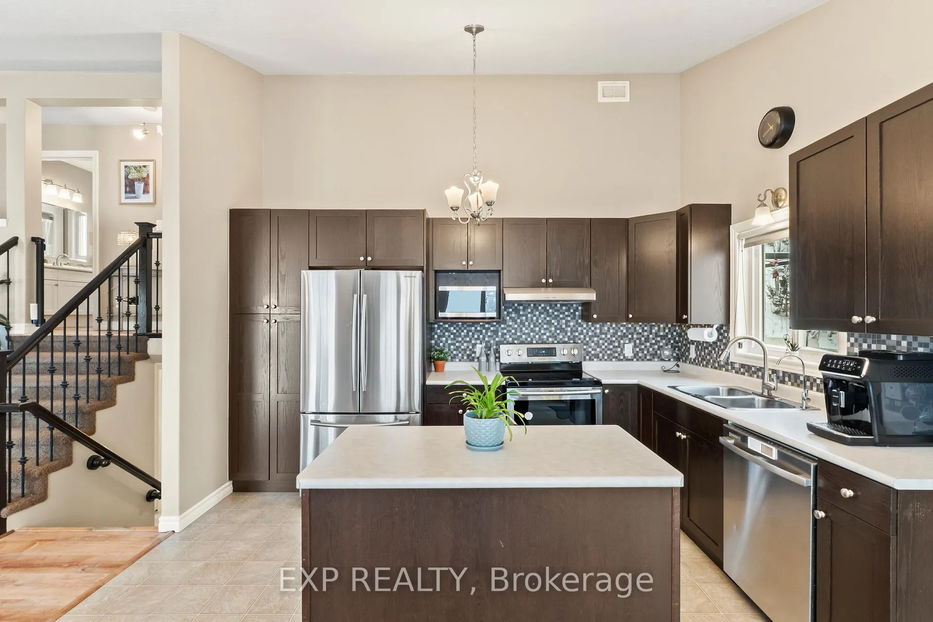 Photo 7 of 31 Kyle Court, Quinte West, Frankford Ward — HOMEH