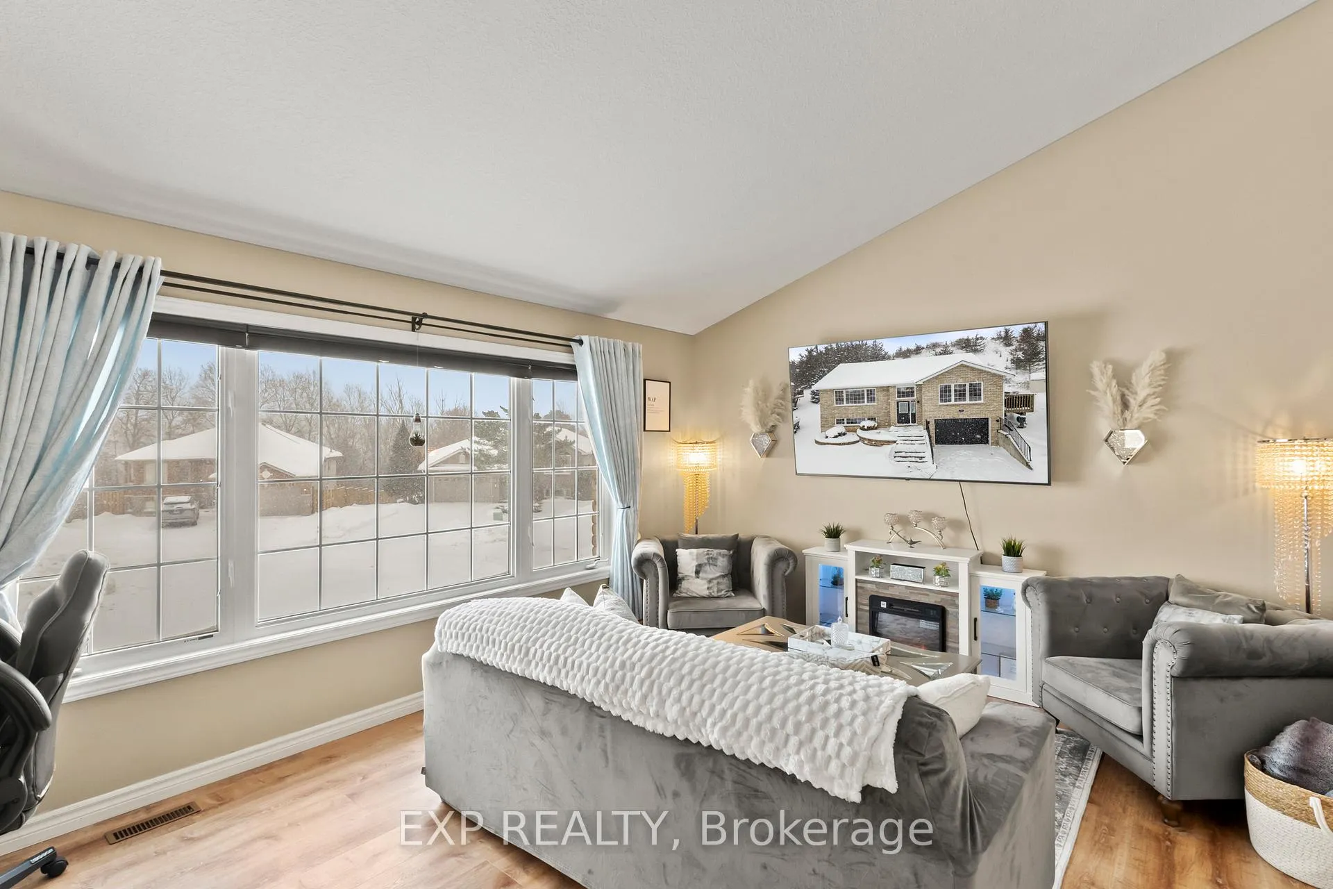 Photo 12 of 31 Kyle Court, Quinte West, Frankford Ward — HOMEH