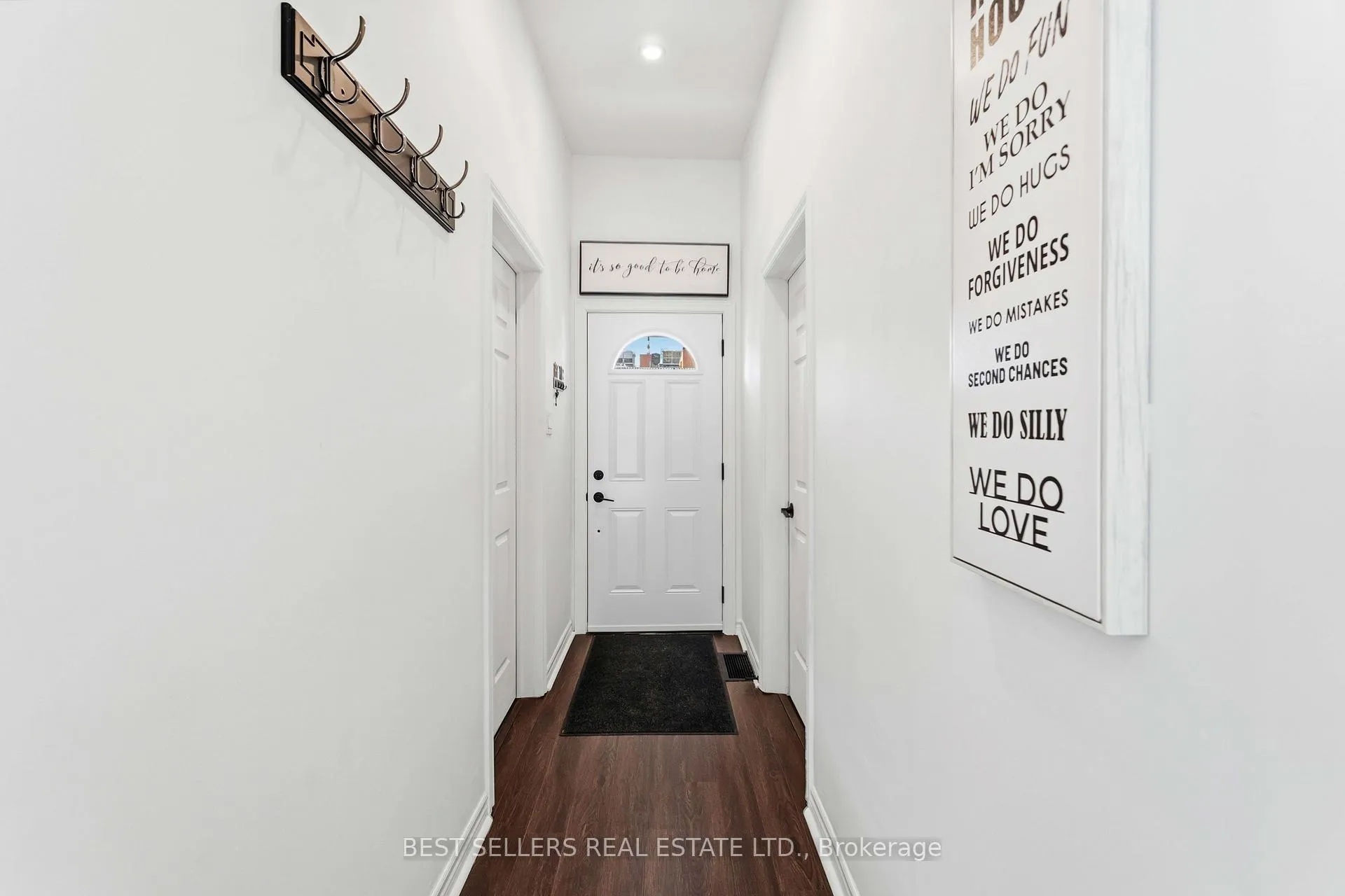 Photo 8 of 300 East Avenue N, Hamilton, Landsdale — HOMEH