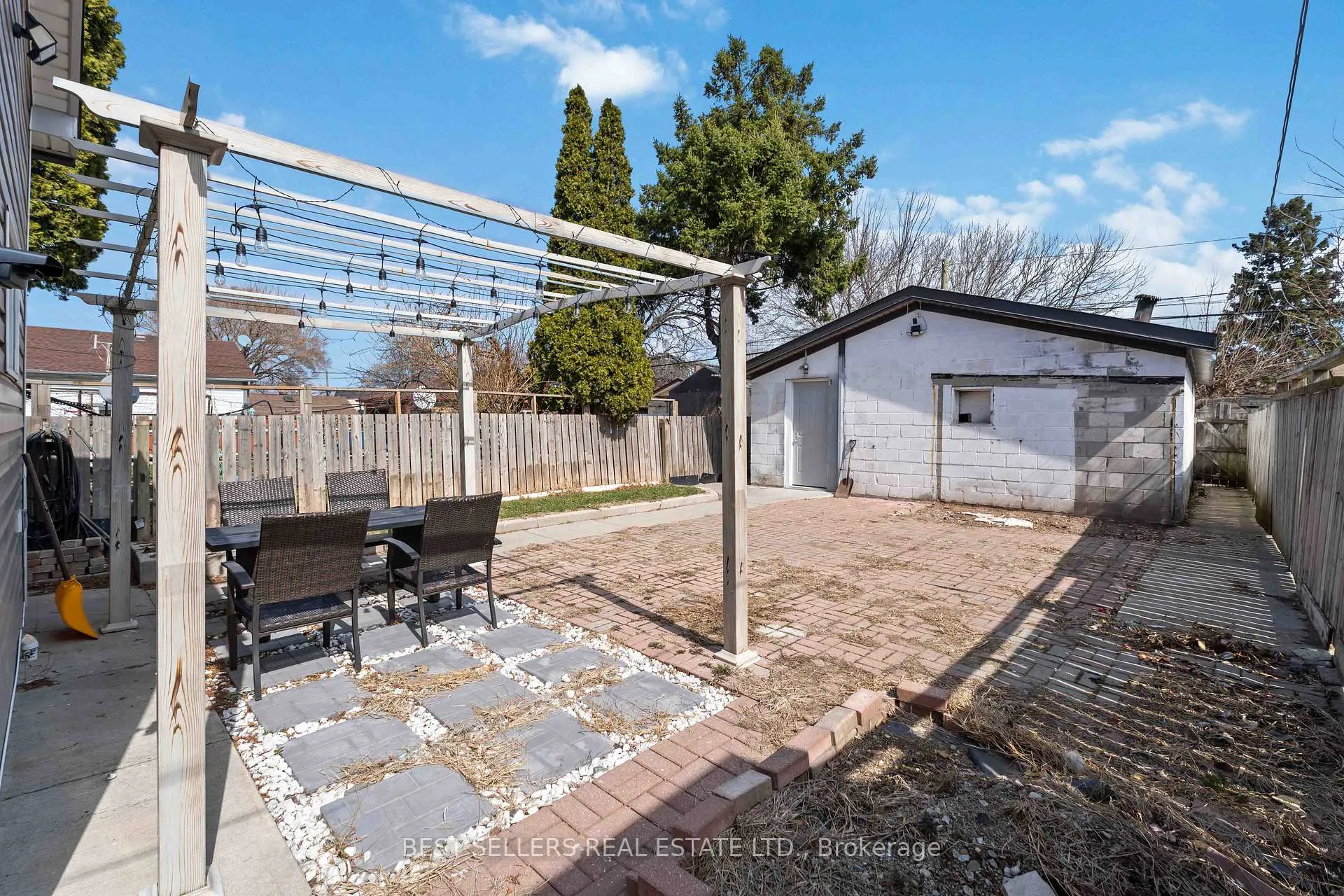 Photo 22 of 300 East Avenue N, Hamilton, Landsdale — HOMEH