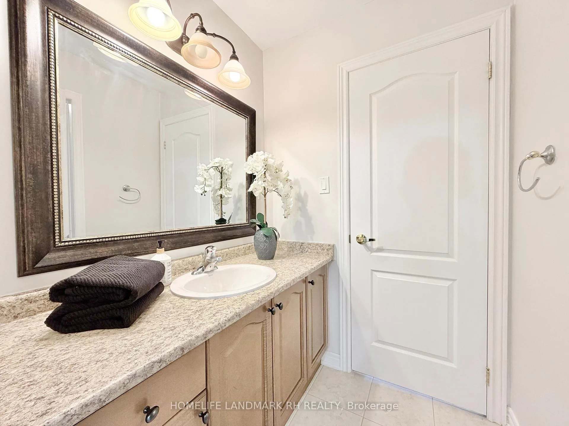 Photo 22 of 12 Bosco Drive, Vaughan, Vellore Village — HOMEH