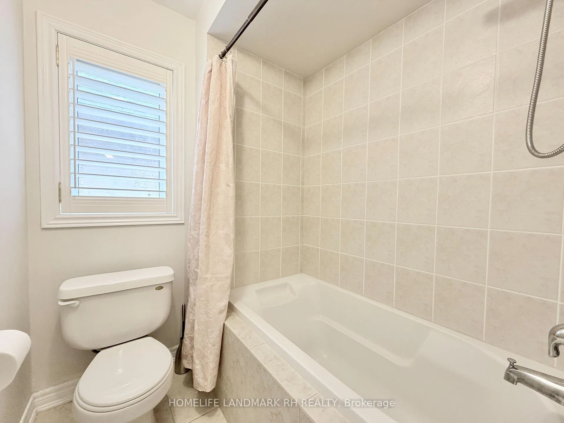 Photo 23 of 12 Bosco Drive, Vaughan, Vellore Village — HOMEH