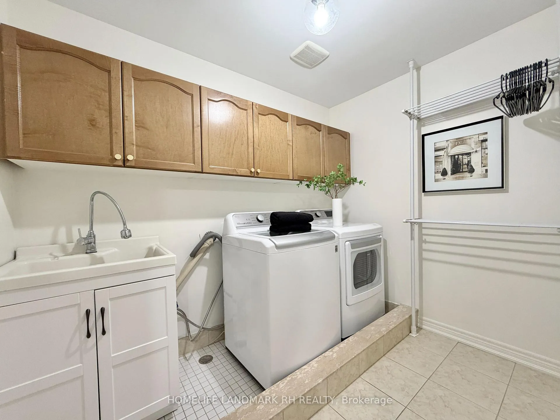 Photo 28 of 12 Bosco Drive, Vaughan, Vellore Village — HOMEH