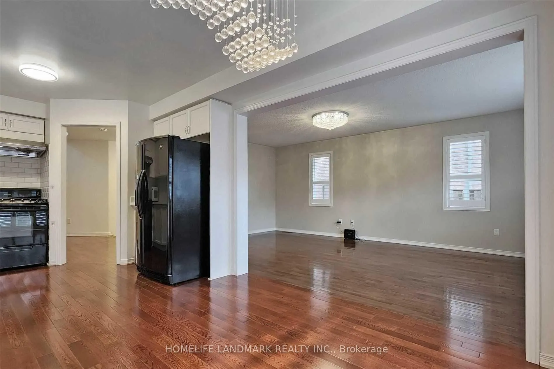 Photo 12 of 7 Cottinghill Way, Aurora, Bayview Northeast — HOMEH