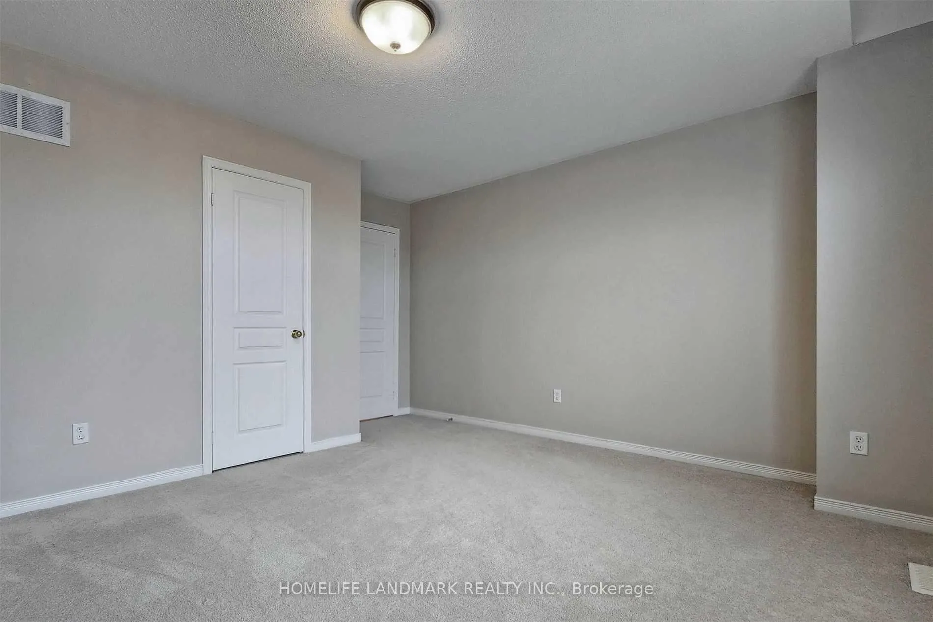 Photo 14 of 7 Cottinghill Way, Aurora, Bayview Northeast — HOMEH