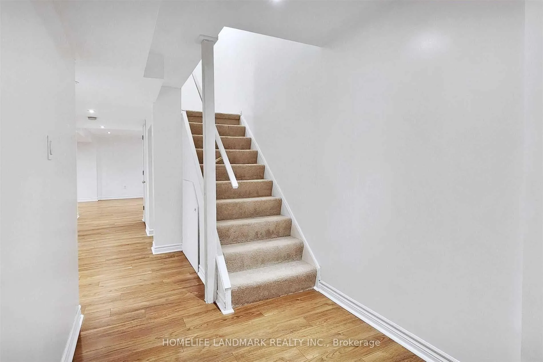Photo 22 of 7 Cottinghill Way, Aurora, Bayview Northeast — HOMEH