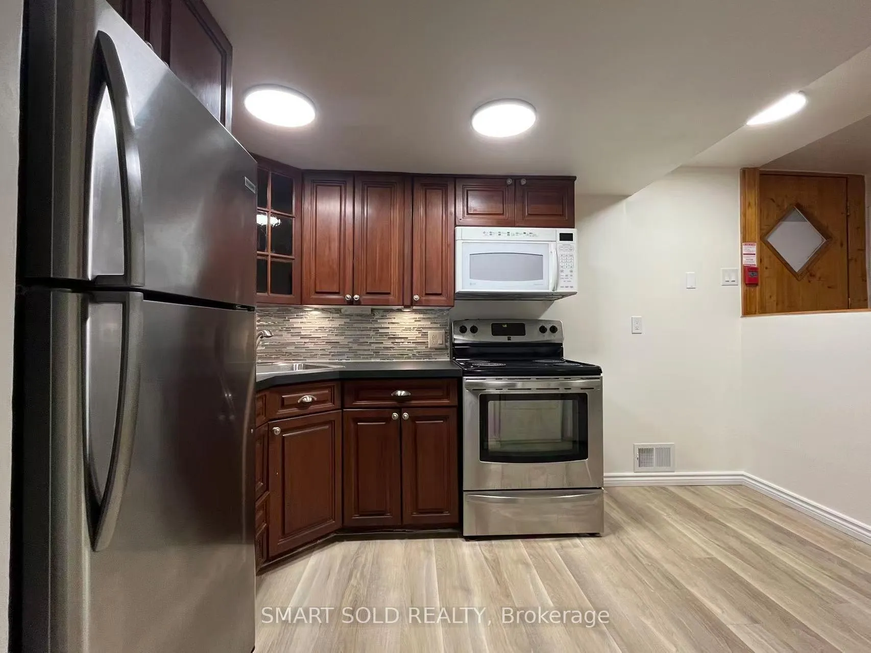 Photo 2 of Unit 3, 77 King Street, Halton Hills, Georgetown — HOMEH