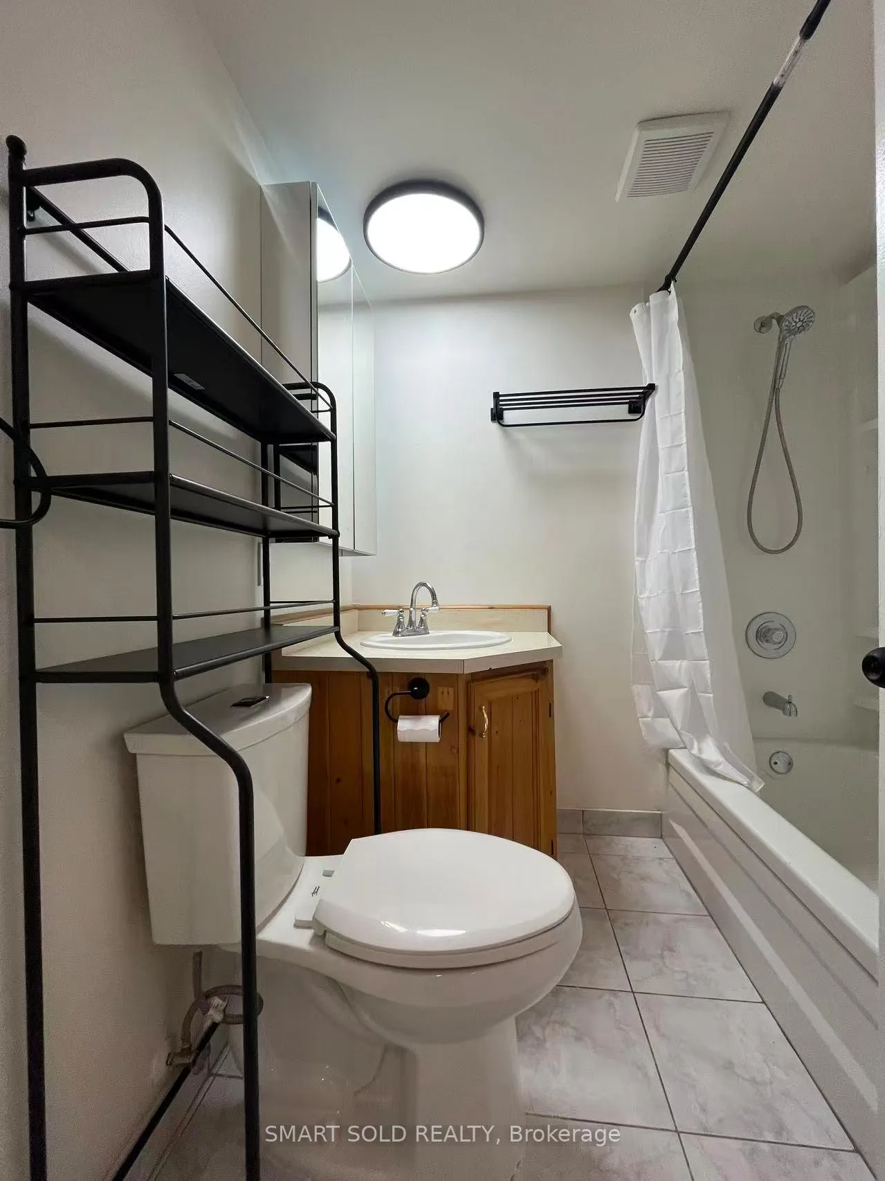 Photo 8 of Unit 3, 77 King Street, Halton Hills, Georgetown — HOMEH