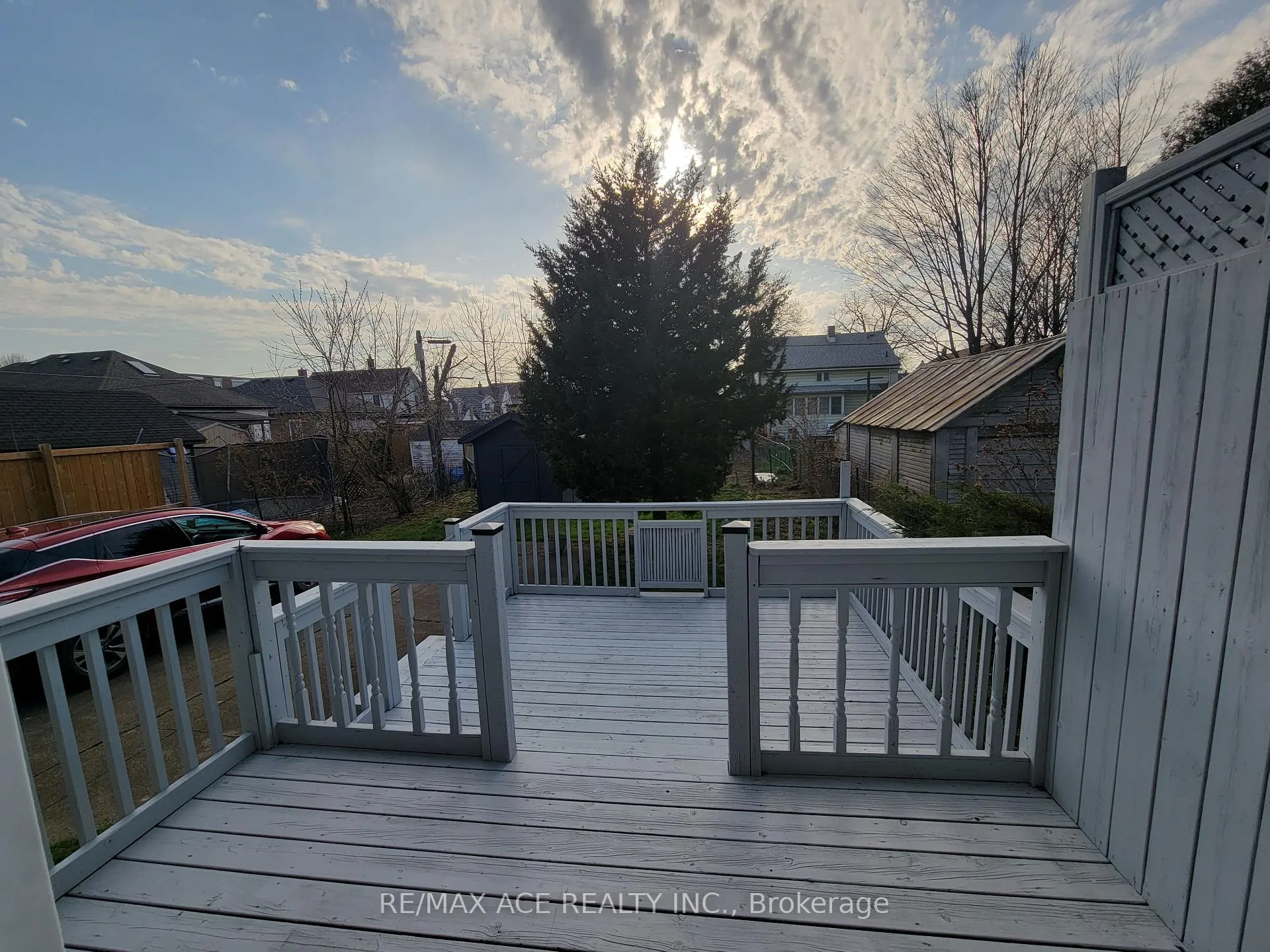 Photo 7 of 5301 Third Avenue, Niagara Falls, Cherrywood — HOMEH