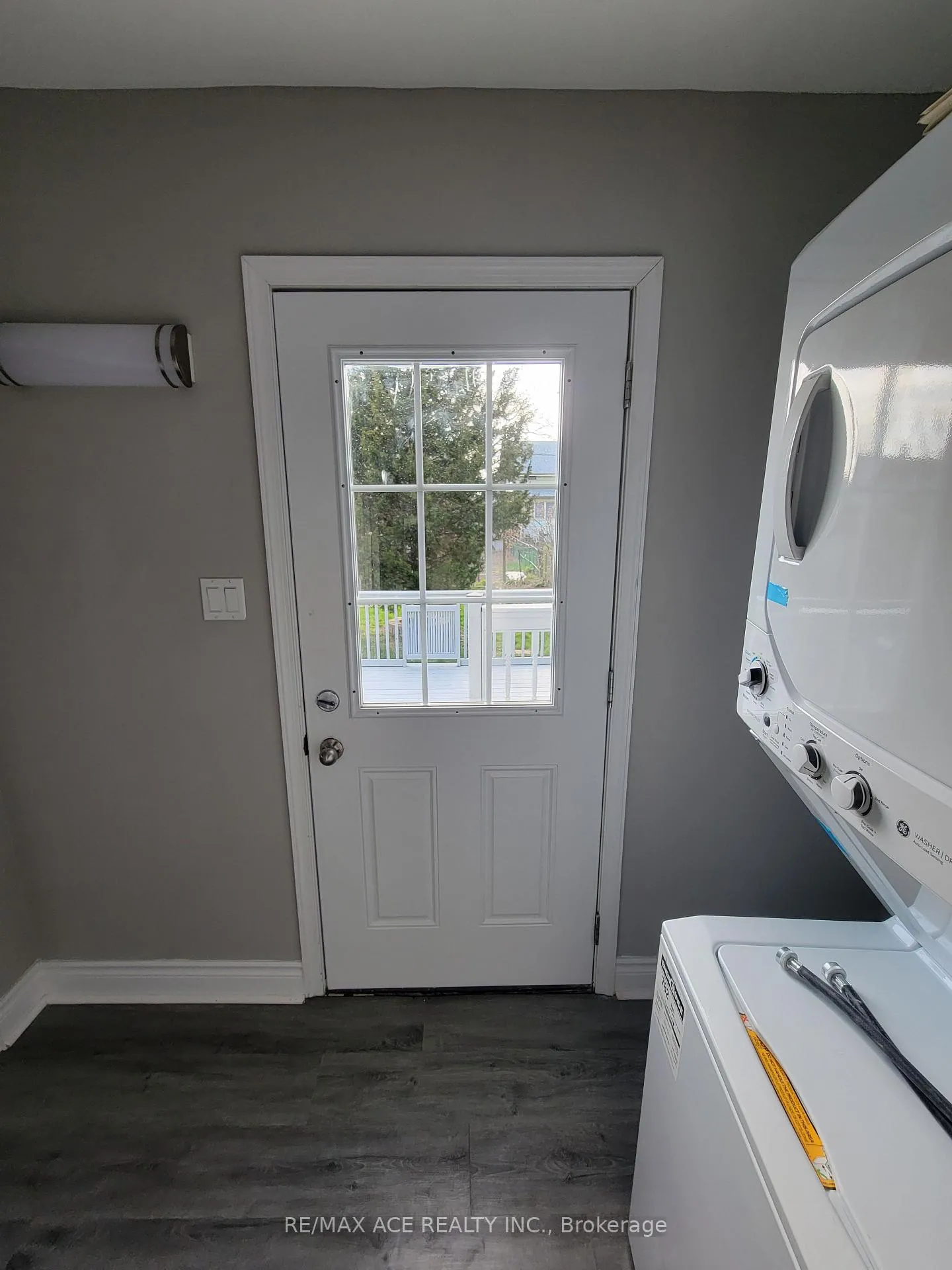Photo 16 of 5301 Third Avenue, Niagara Falls, Cherrywood — HOMEH