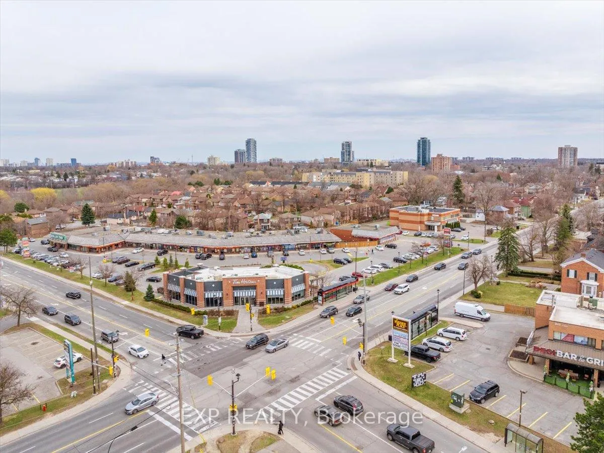 Photo 28 of 135 Mill Street N, Brampton, Downtown Brampton — HOMEH