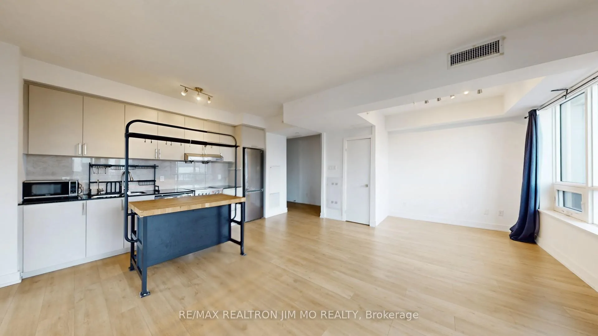 Photo 9 of Unit 328W, 268 Buchanan Street, Markham, Unionville — HOMEH