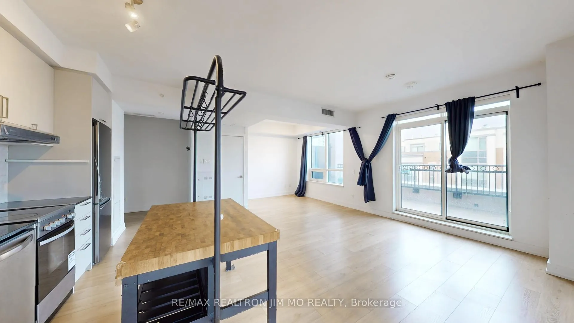 Photo 10 of Unit 328W, 268 Buchanan Street, Markham, Unionville — HOMEH