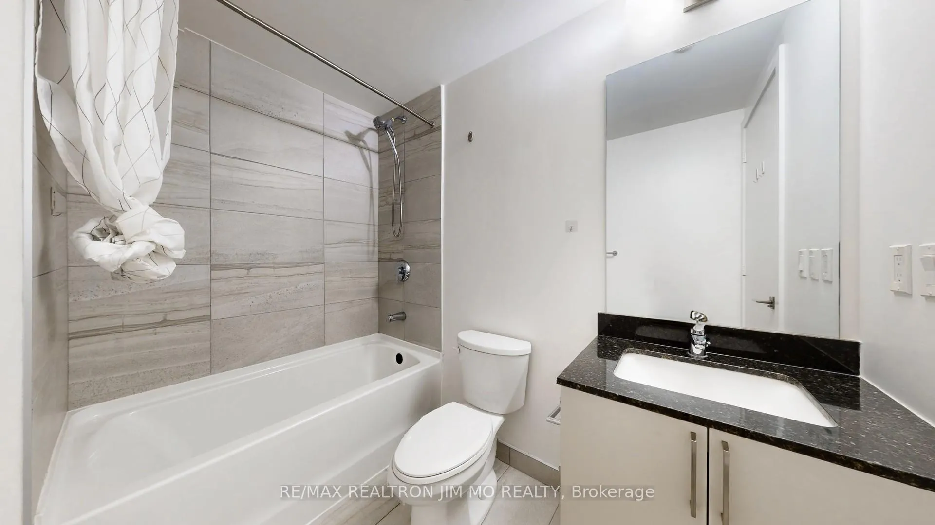 Photo 24 of Unit 328W, 268 Buchanan Street, Markham, Unionville — HOMEH