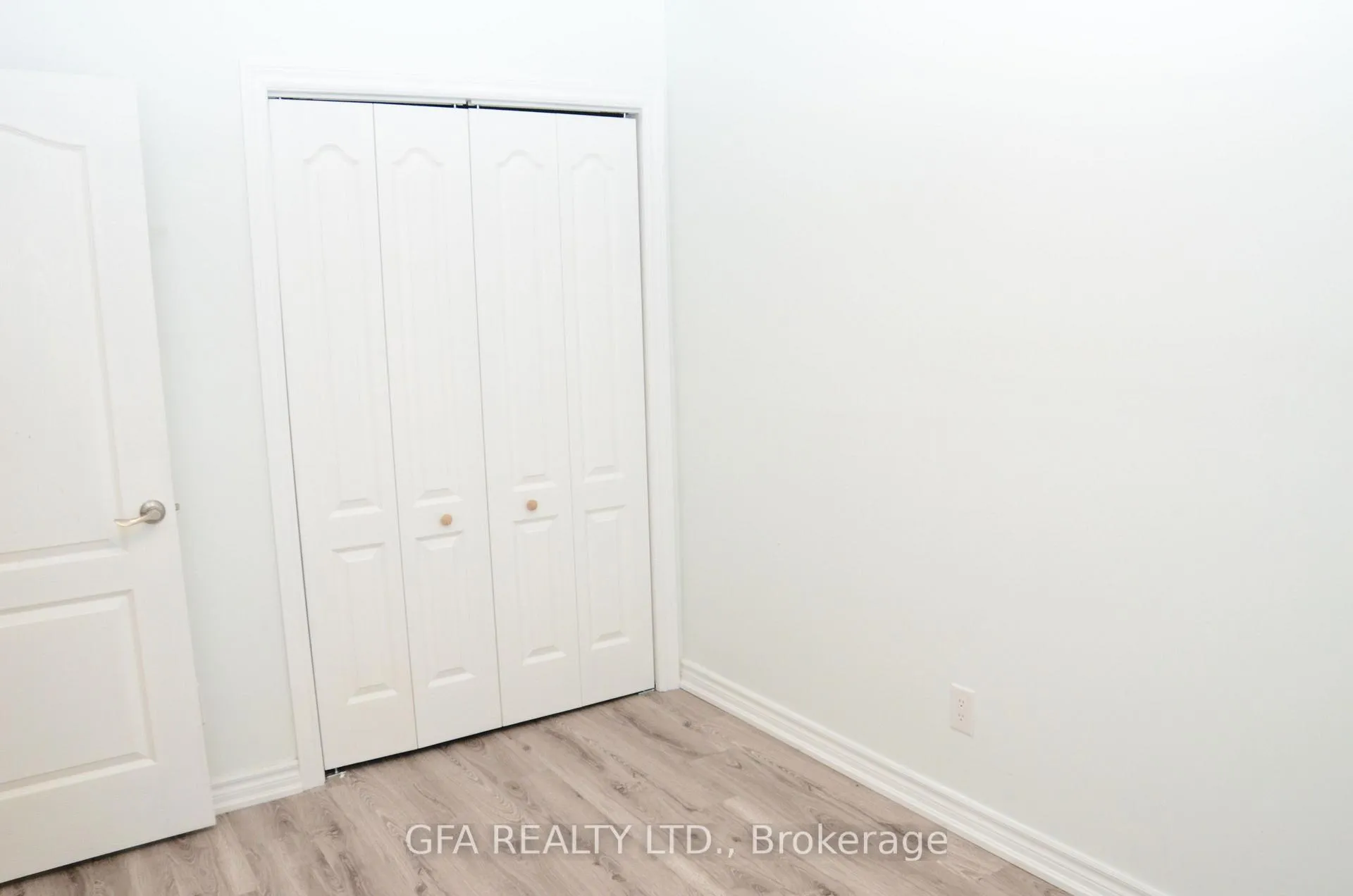 Photo 6 of Unit A, 299 Ottawa Street, Hamilton, Crown Point — HOMEH