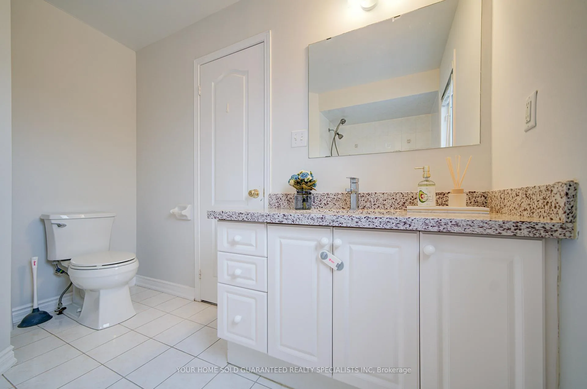 Photo 14 of 58 Warren Bradley Street, Markham, Berczy — HOMEH