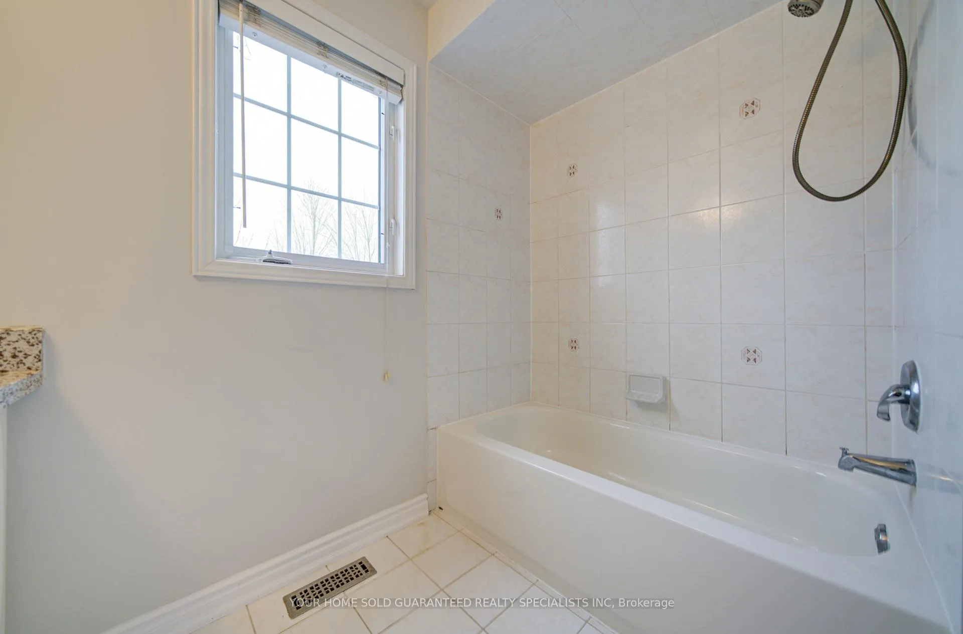 Photo 15 of 58 Warren Bradley Street, Markham, Berczy — HOMEH