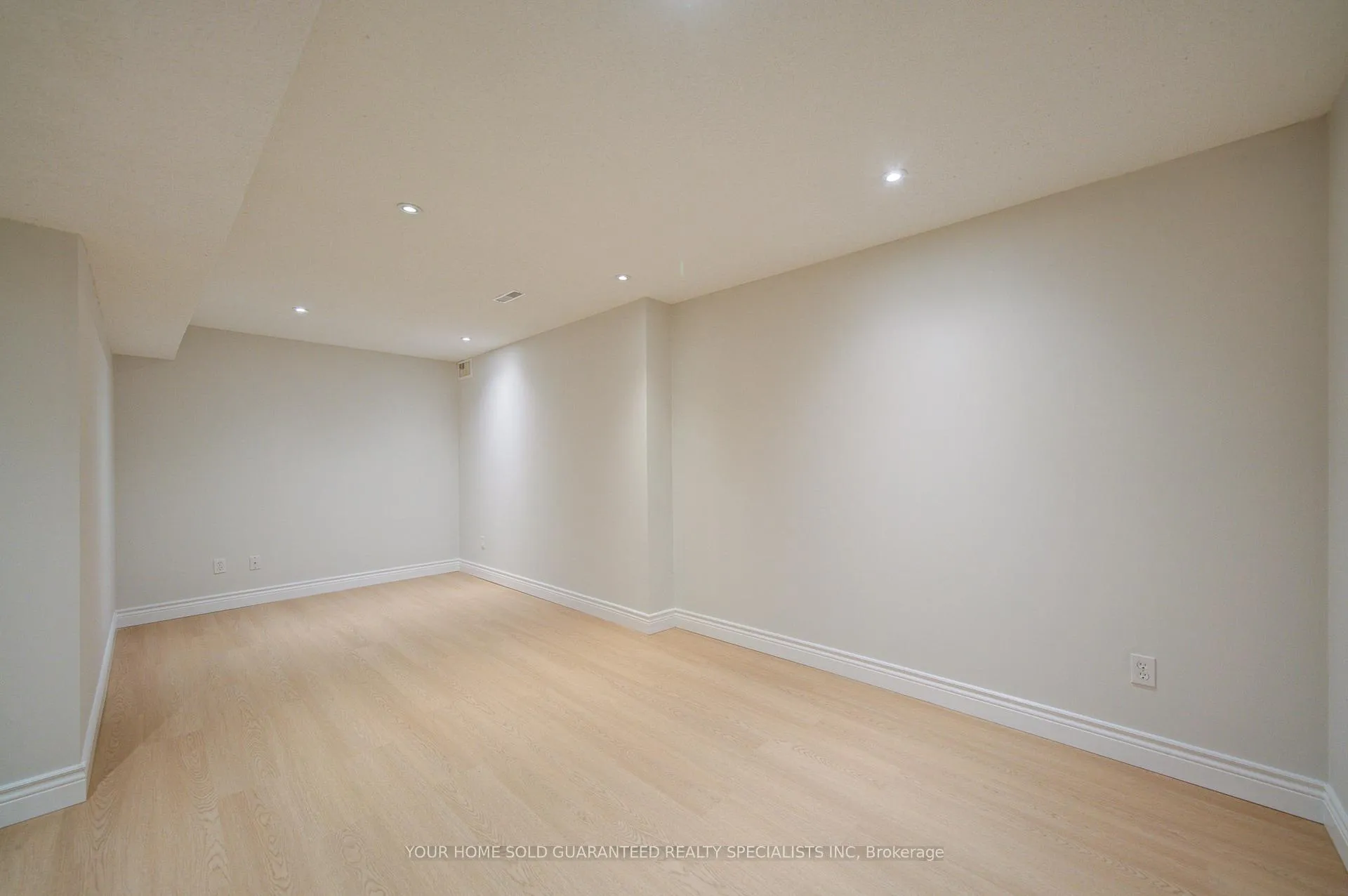 Photo 24 of 58 Warren Bradley Street, Markham, Berczy — HOMEH