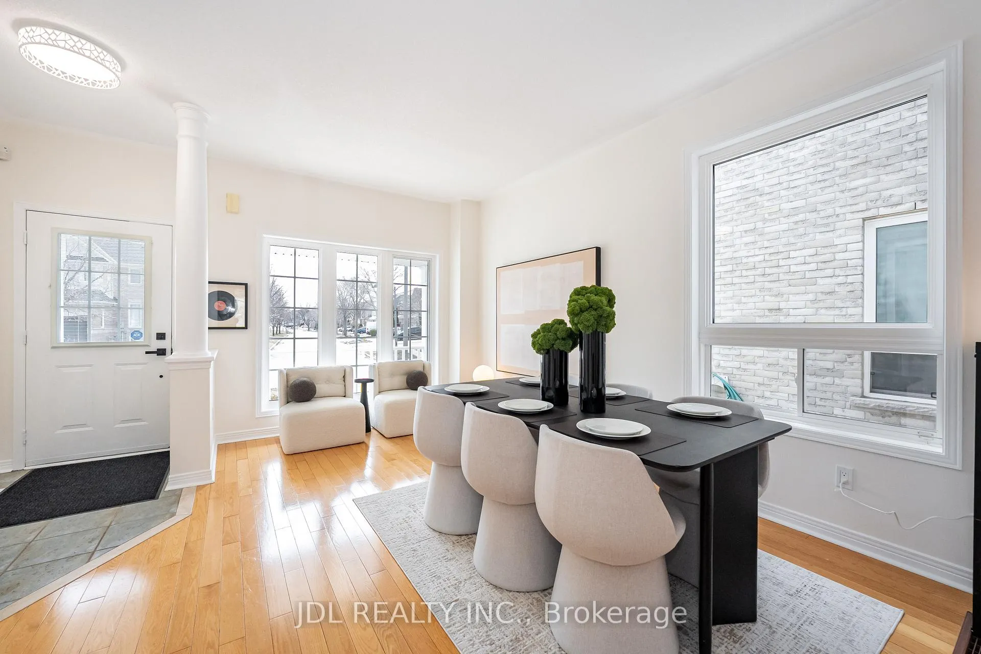 Photo 7 of 54 Joseph Glover Avenue, Markham, Berczy — HOMEH
