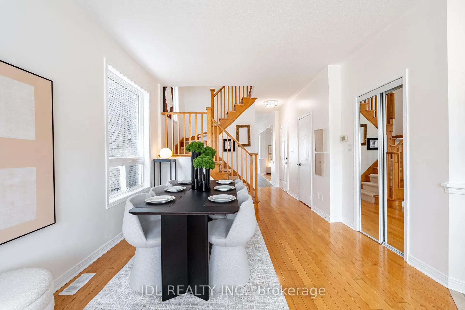 Photo 11 of 54 Joseph Glover Avenue, Markham, Berczy — HOMEH