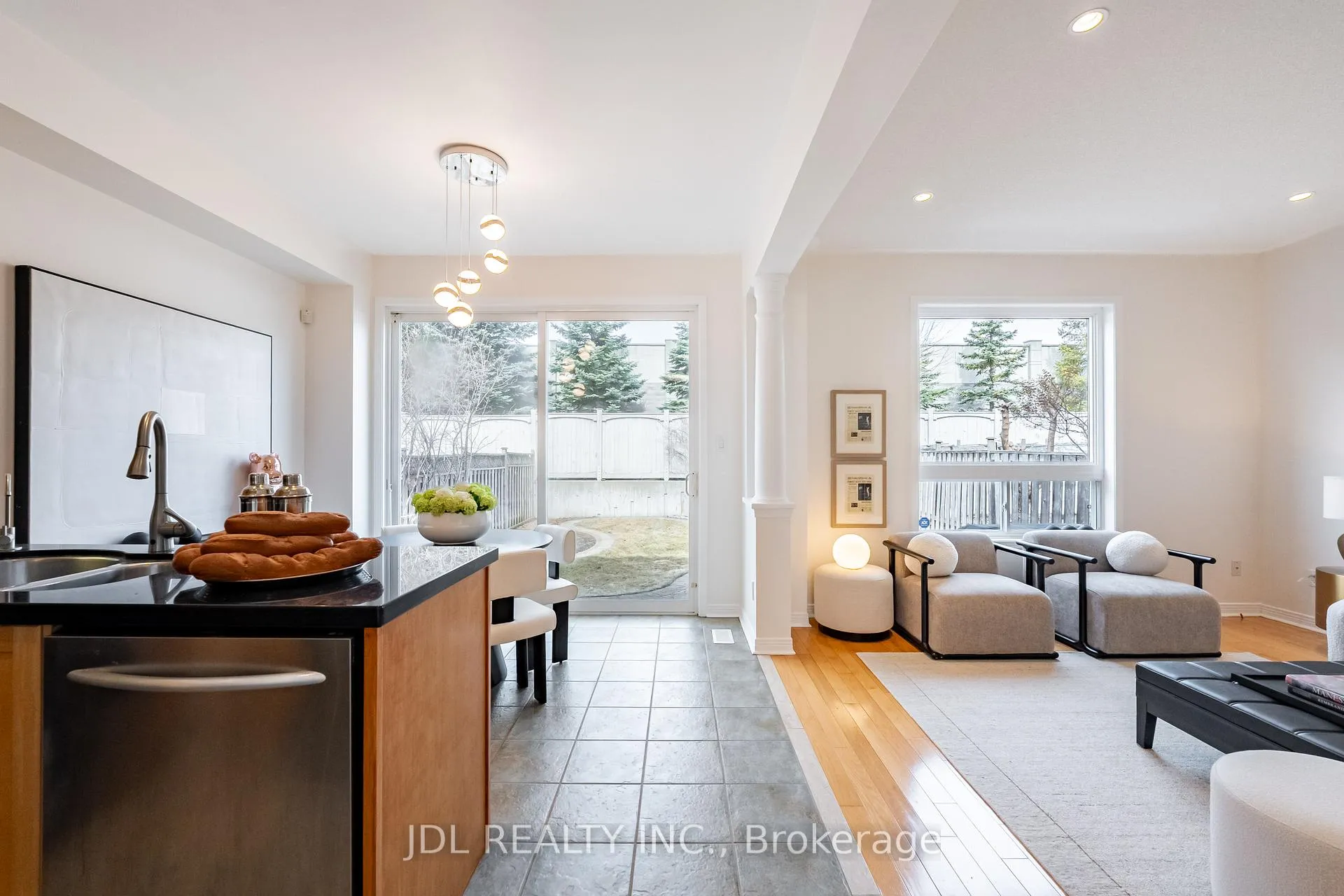 Photo 16 of 54 Joseph Glover Avenue, Markham, Berczy — HOMEH