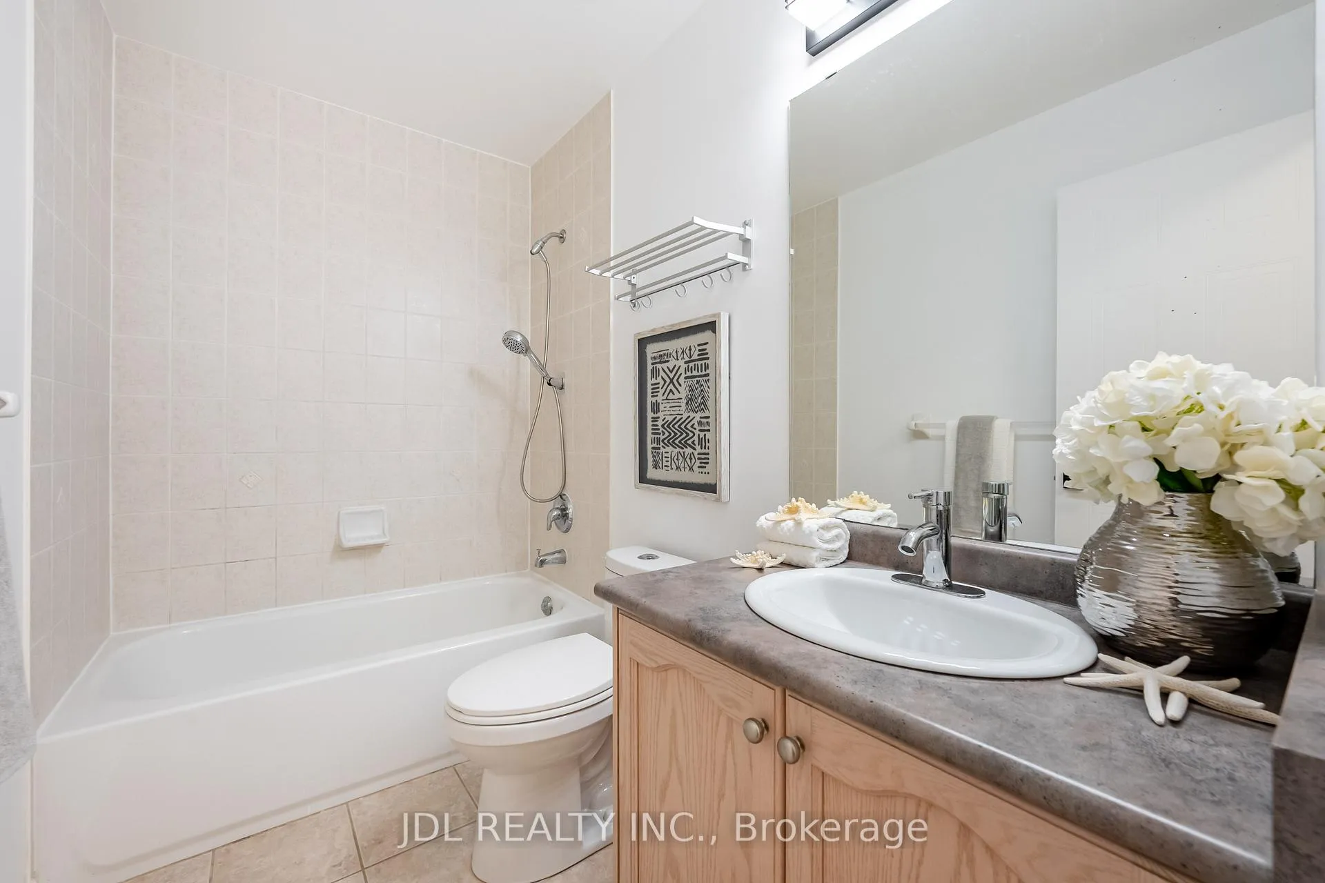 Photo 37 of 54 Joseph Glover Avenue, Markham, Berczy — HOMEH