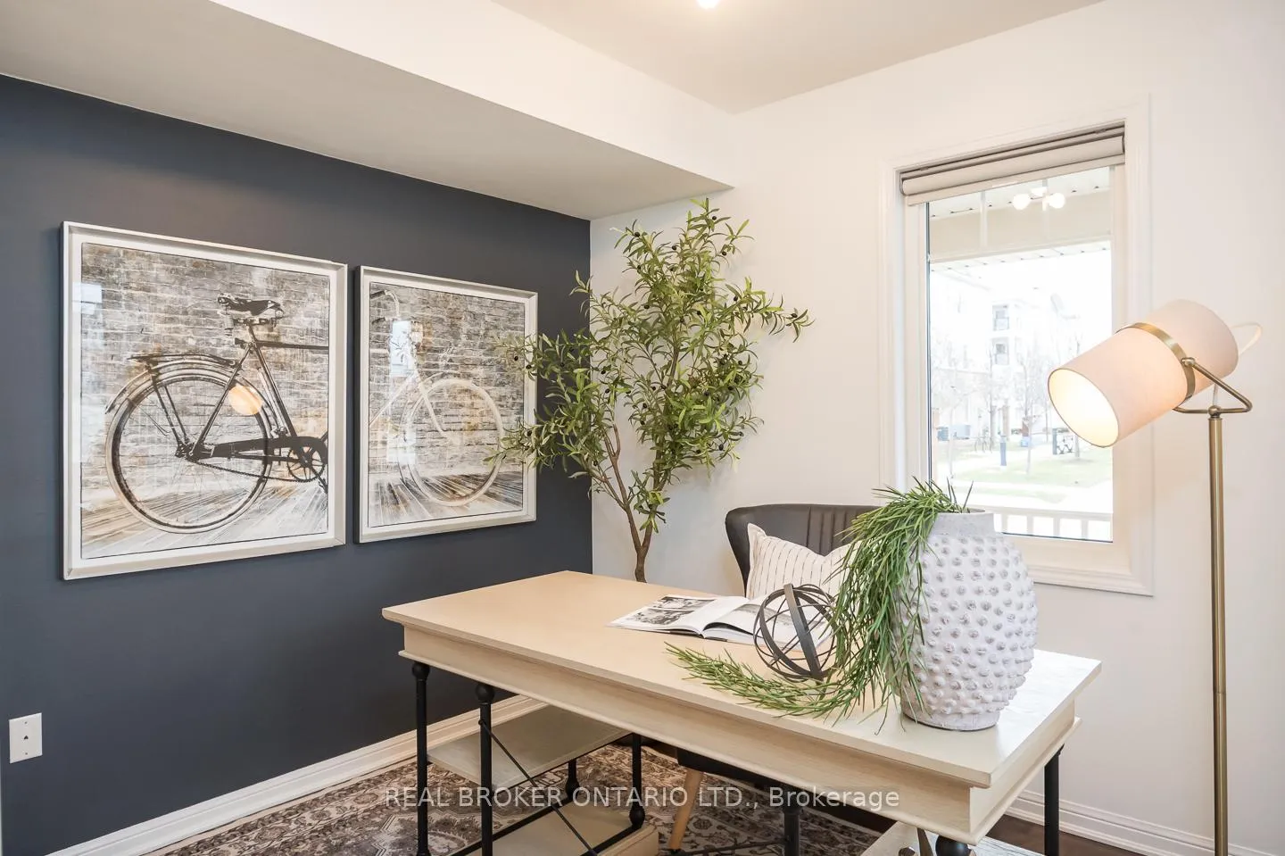 Photo 2 of 984 Nadalin Heights, Milton, Willmott — HOMEH