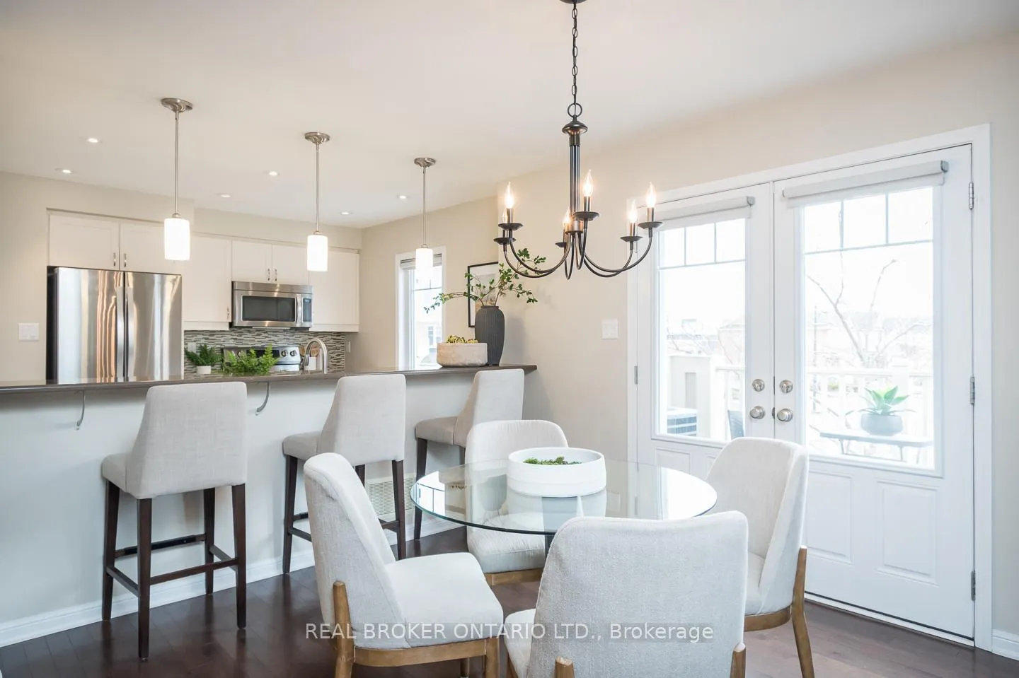 Photo 3 of 984 Nadalin Heights, Milton, Willmott — HOMEH
